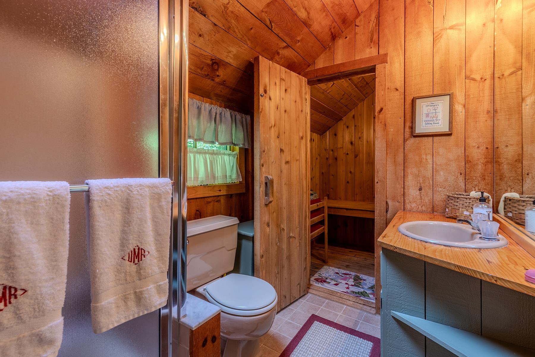 23 Loop Road Property Photo 30