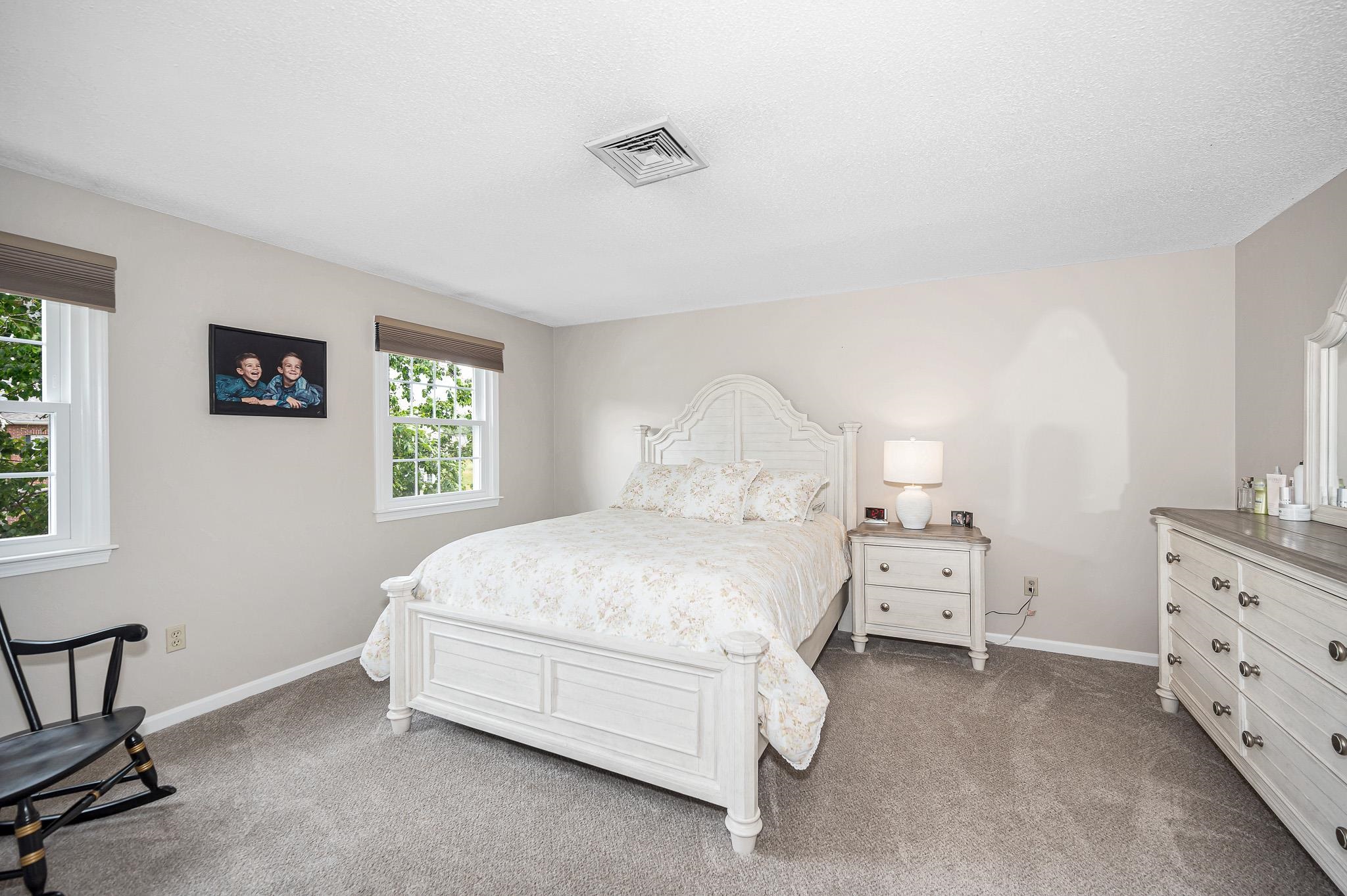 916 Fox Hollow Drive Property Photo 15