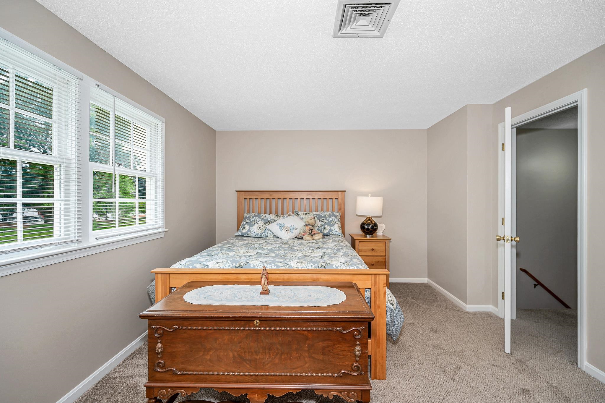 916 Fox Hollow Drive Property Photo 17