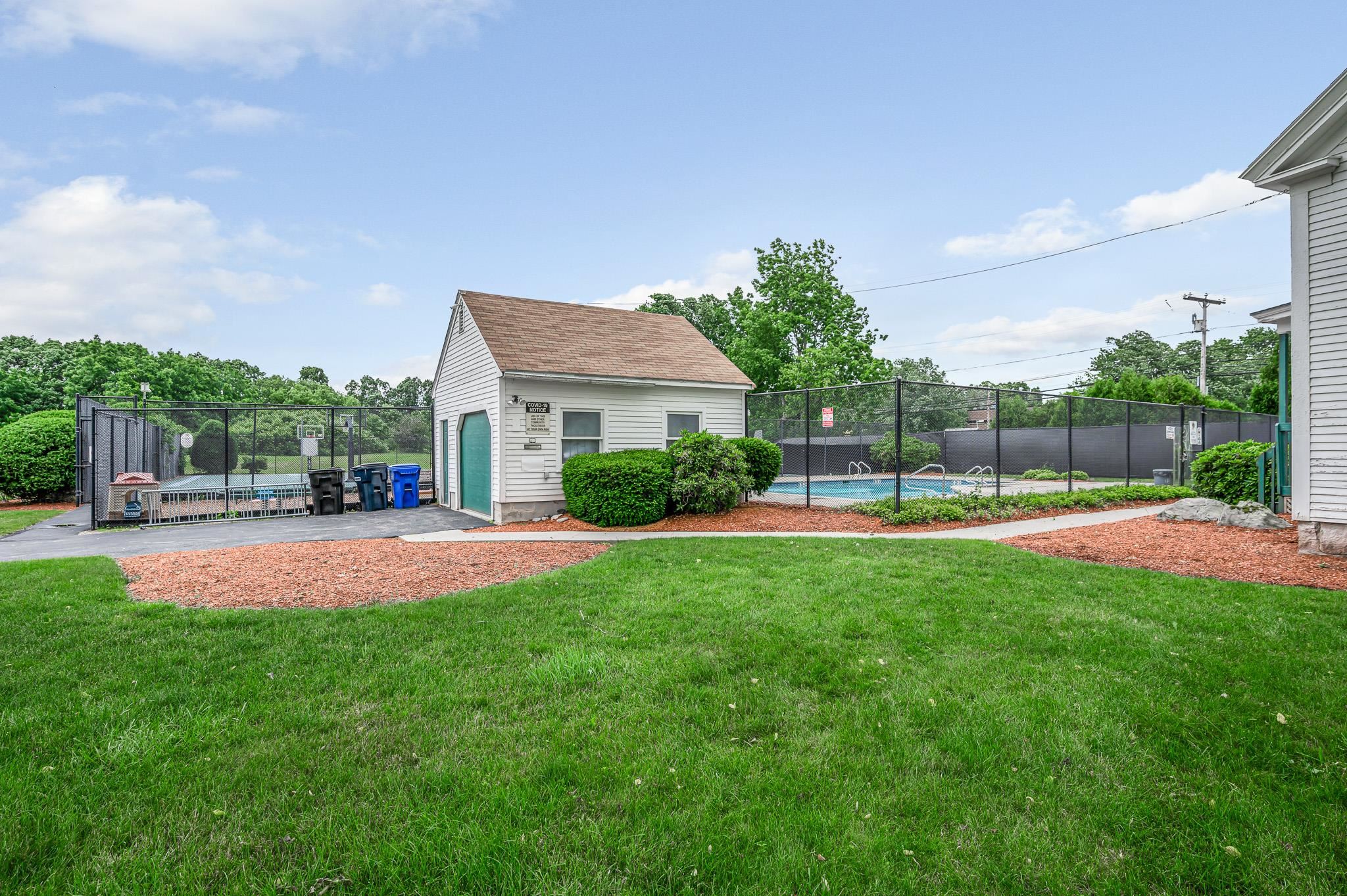916 Fox Hollow Drive Property Photo 30