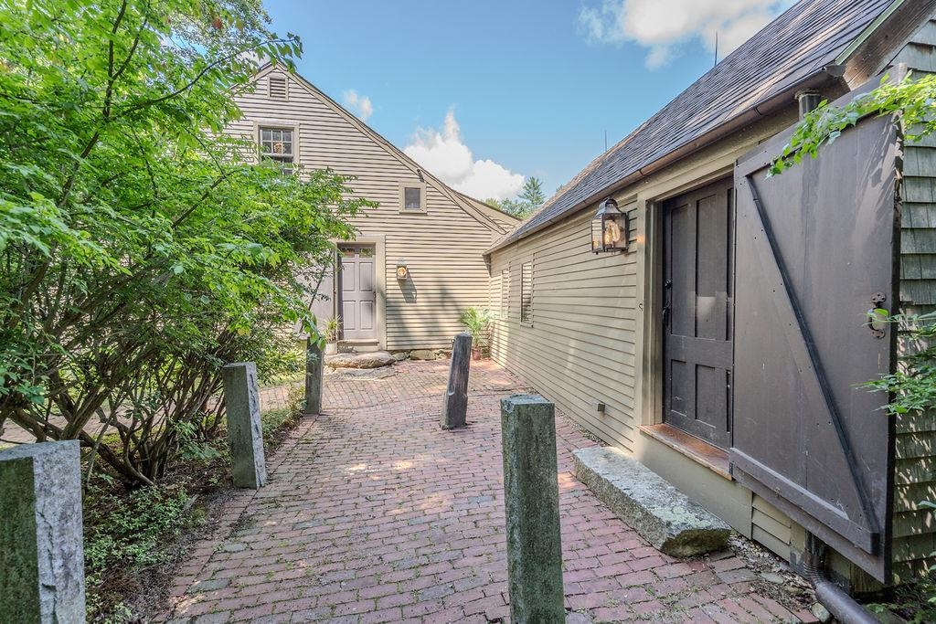 129 Webster Mills Road Property Photo 1