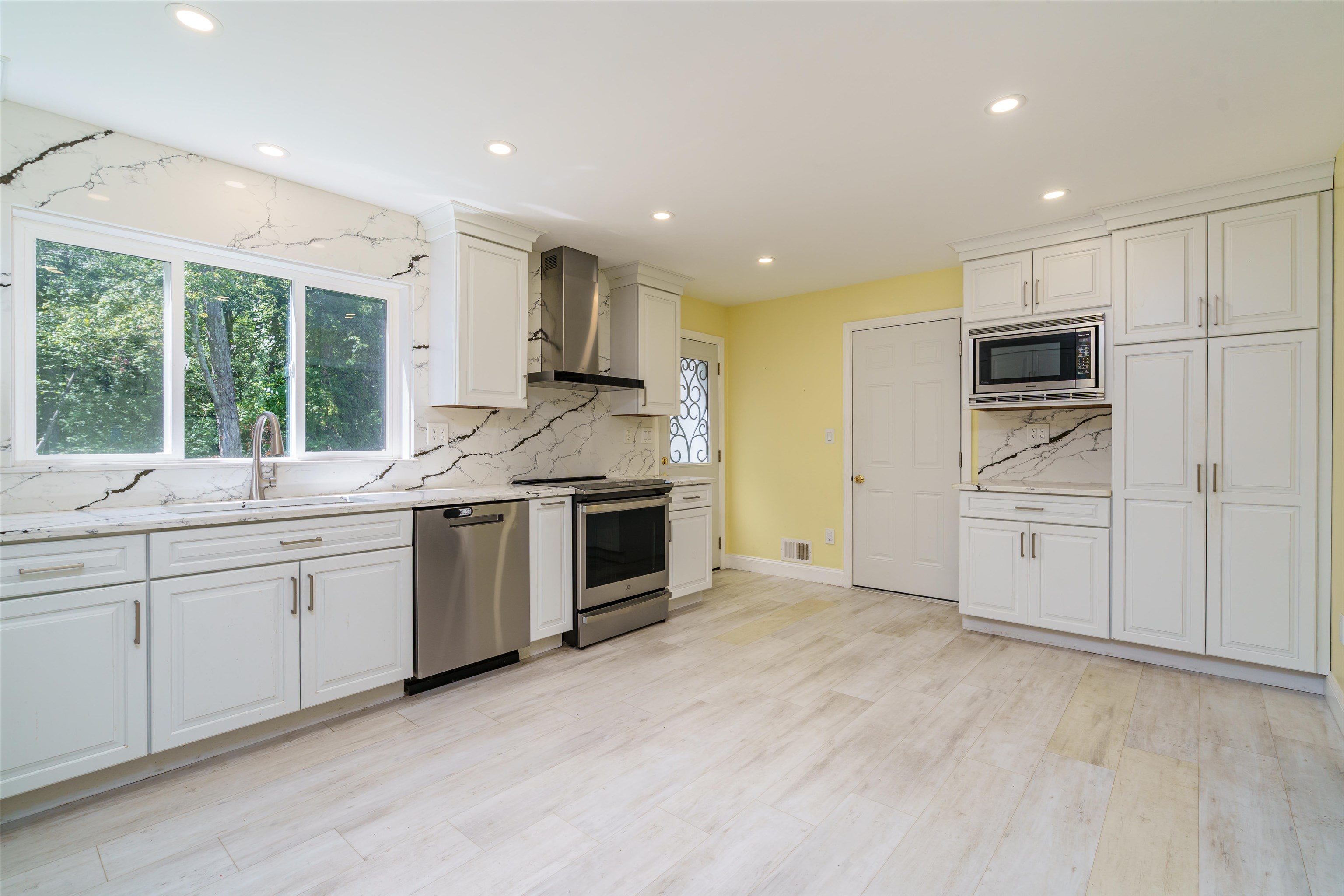 14 Blackstone Circle Property Photo 15