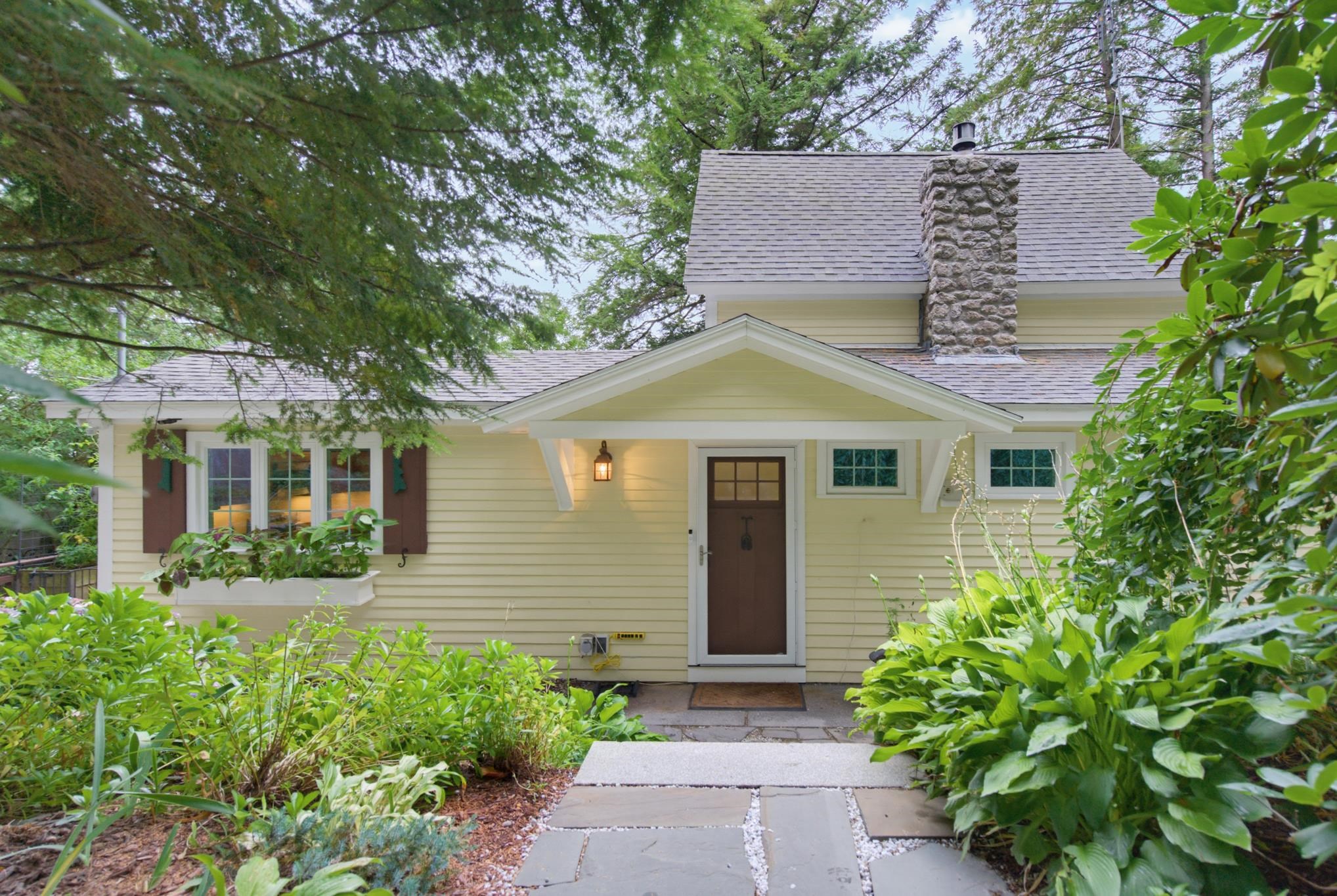 138 County Road Property Photo 2