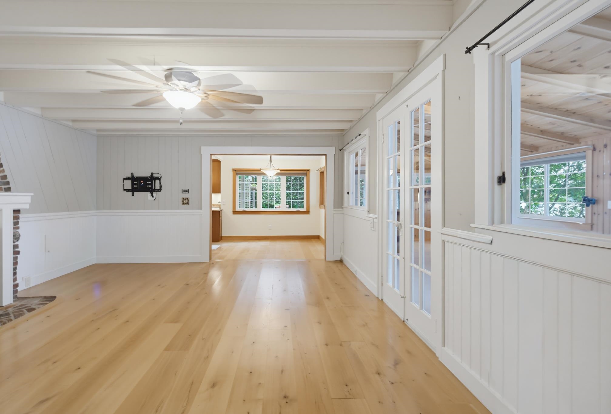 138 County Road Property Photo 14