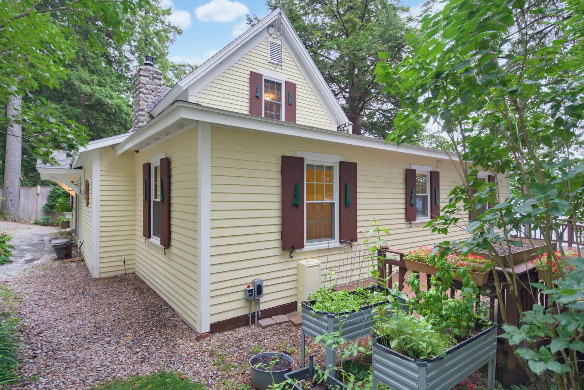 138 County Road Property Photo 38