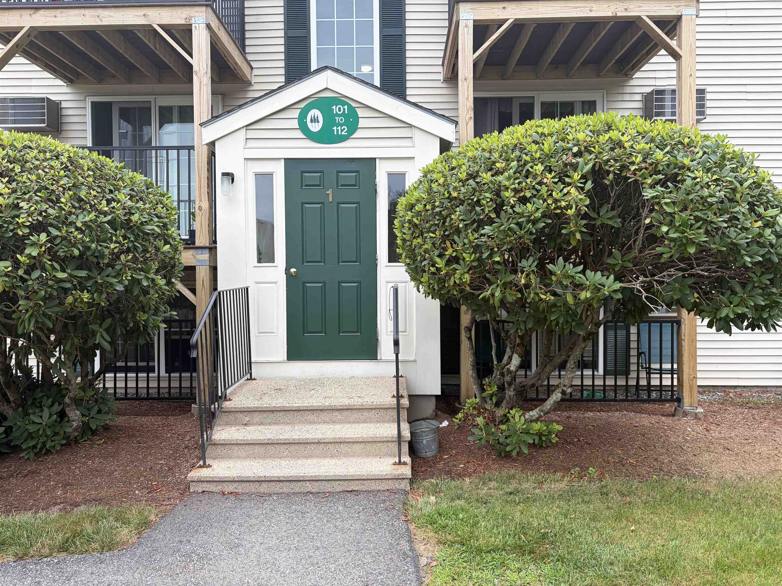 107 White Cedar Boulevard Property Photo 1