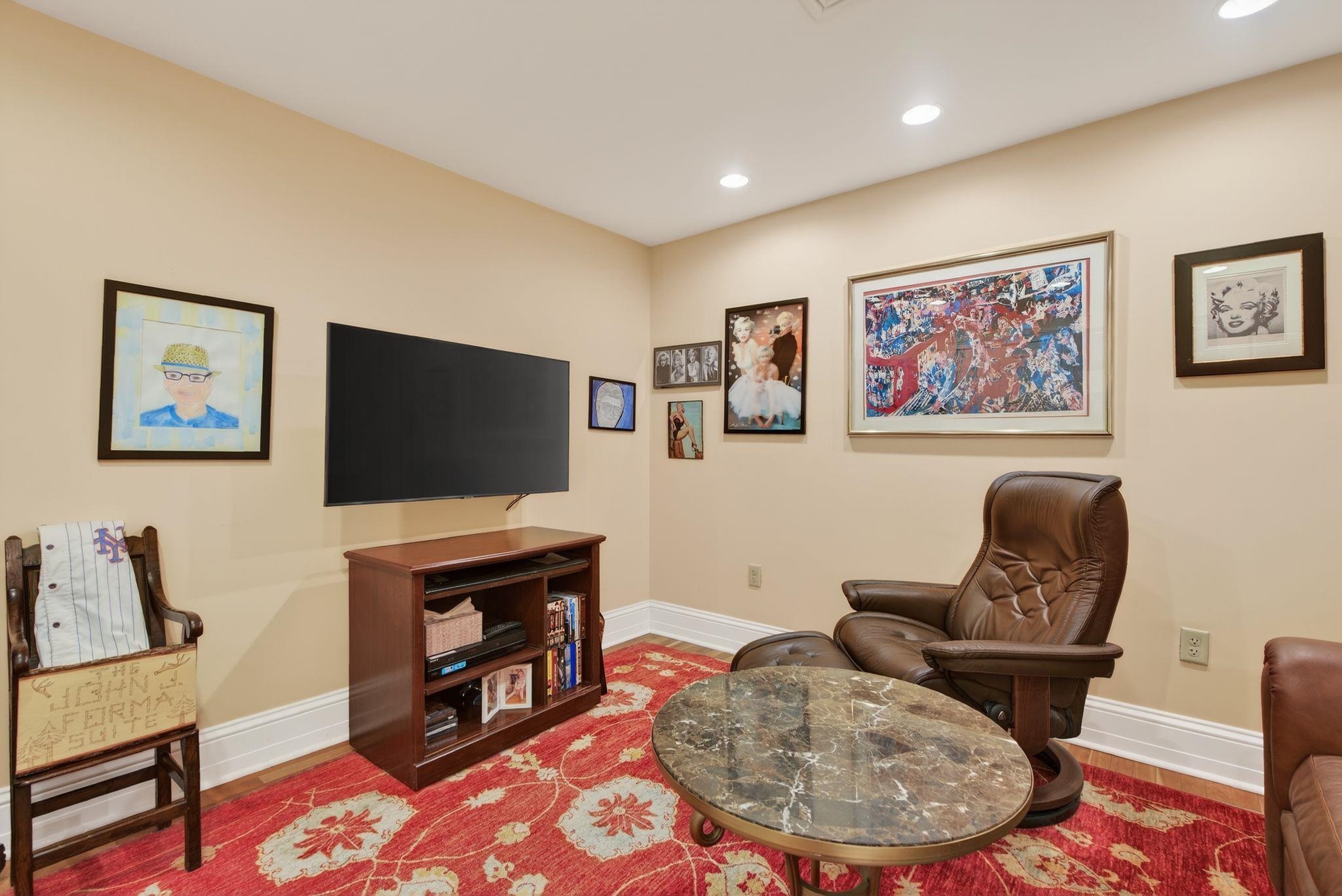 18 Congress Street Property Photo 23