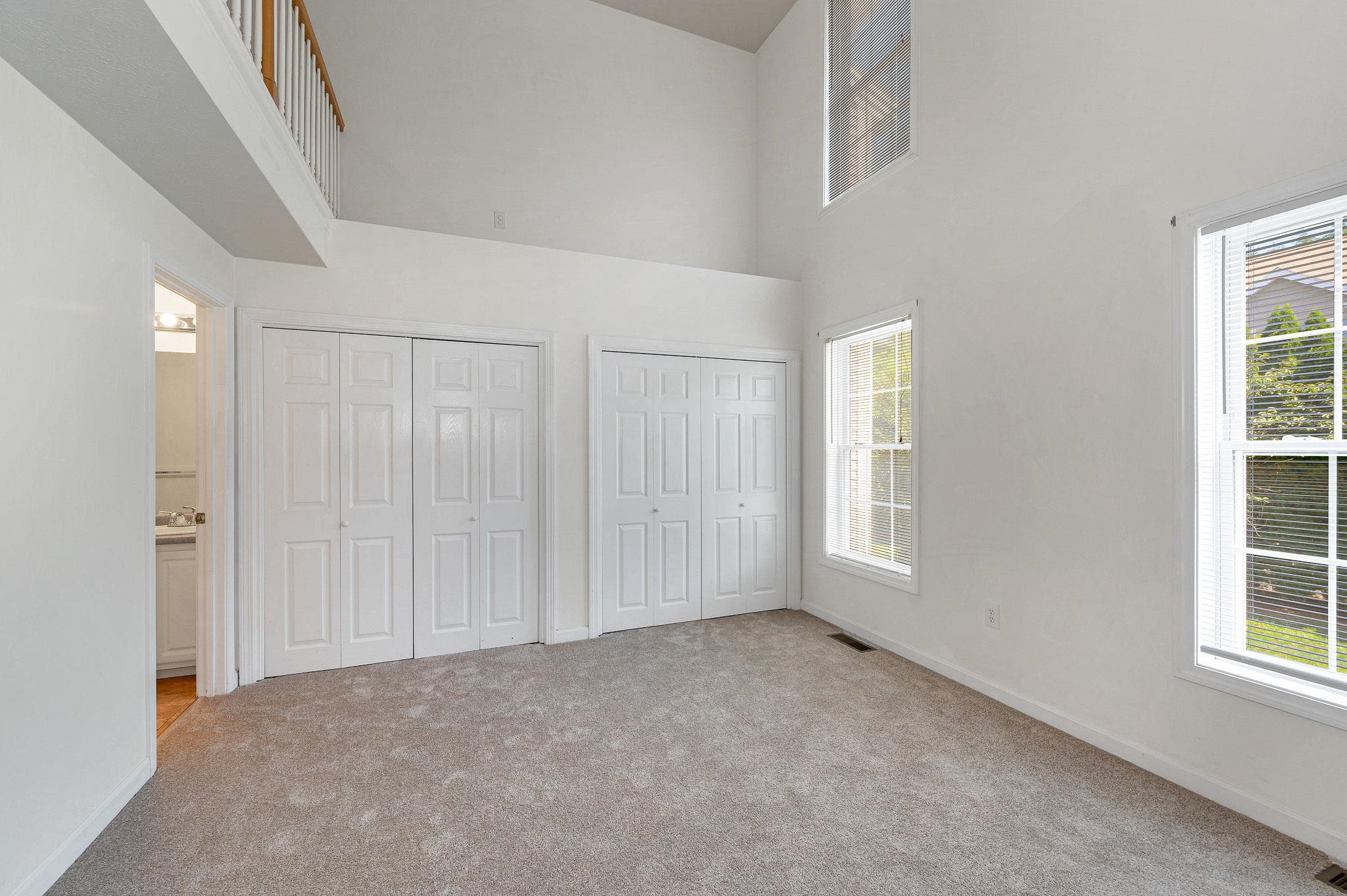 4 Georgetowne Drive Property Photo 17