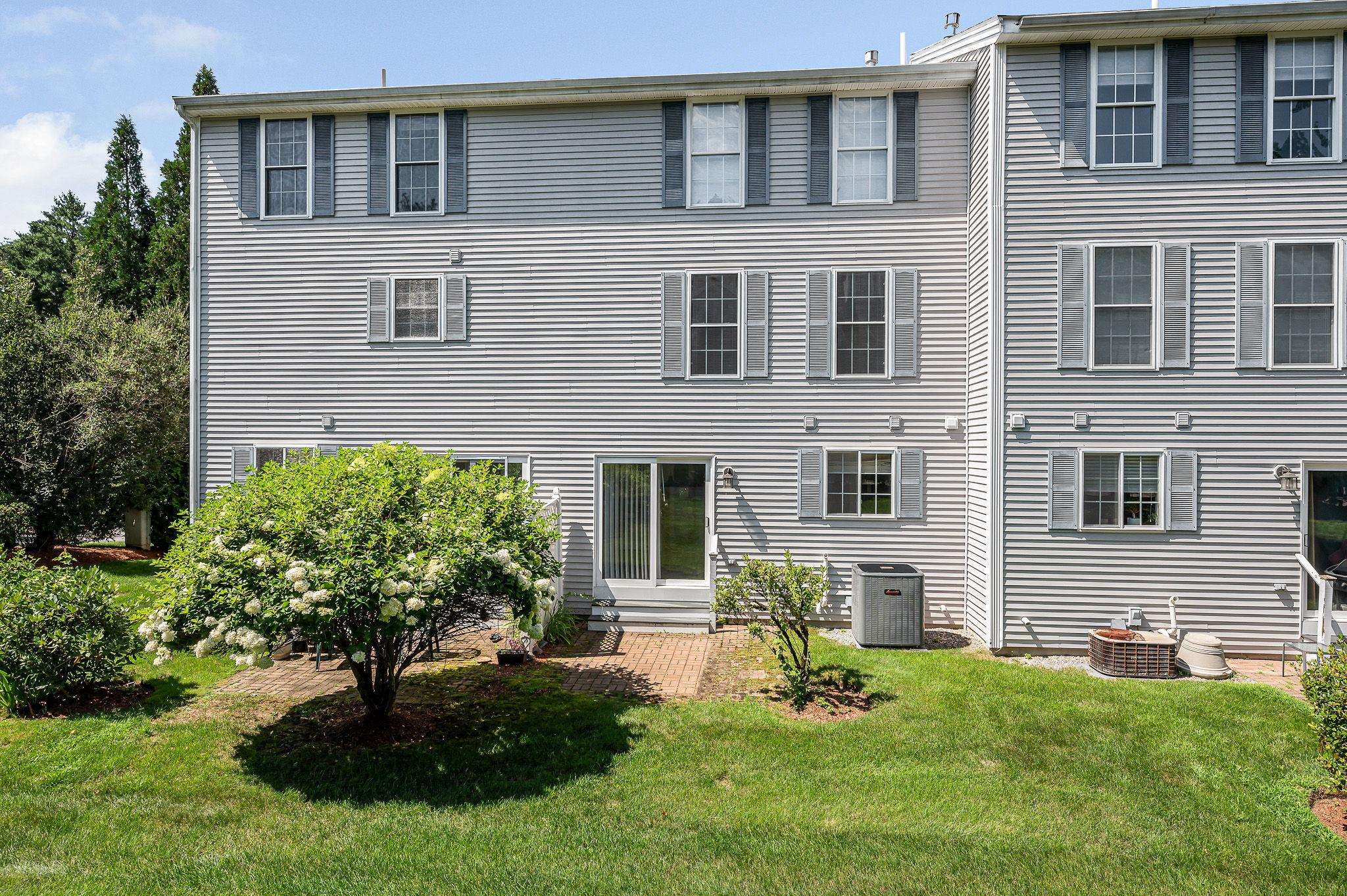 4 Georgetowne Drive Property Photo 34