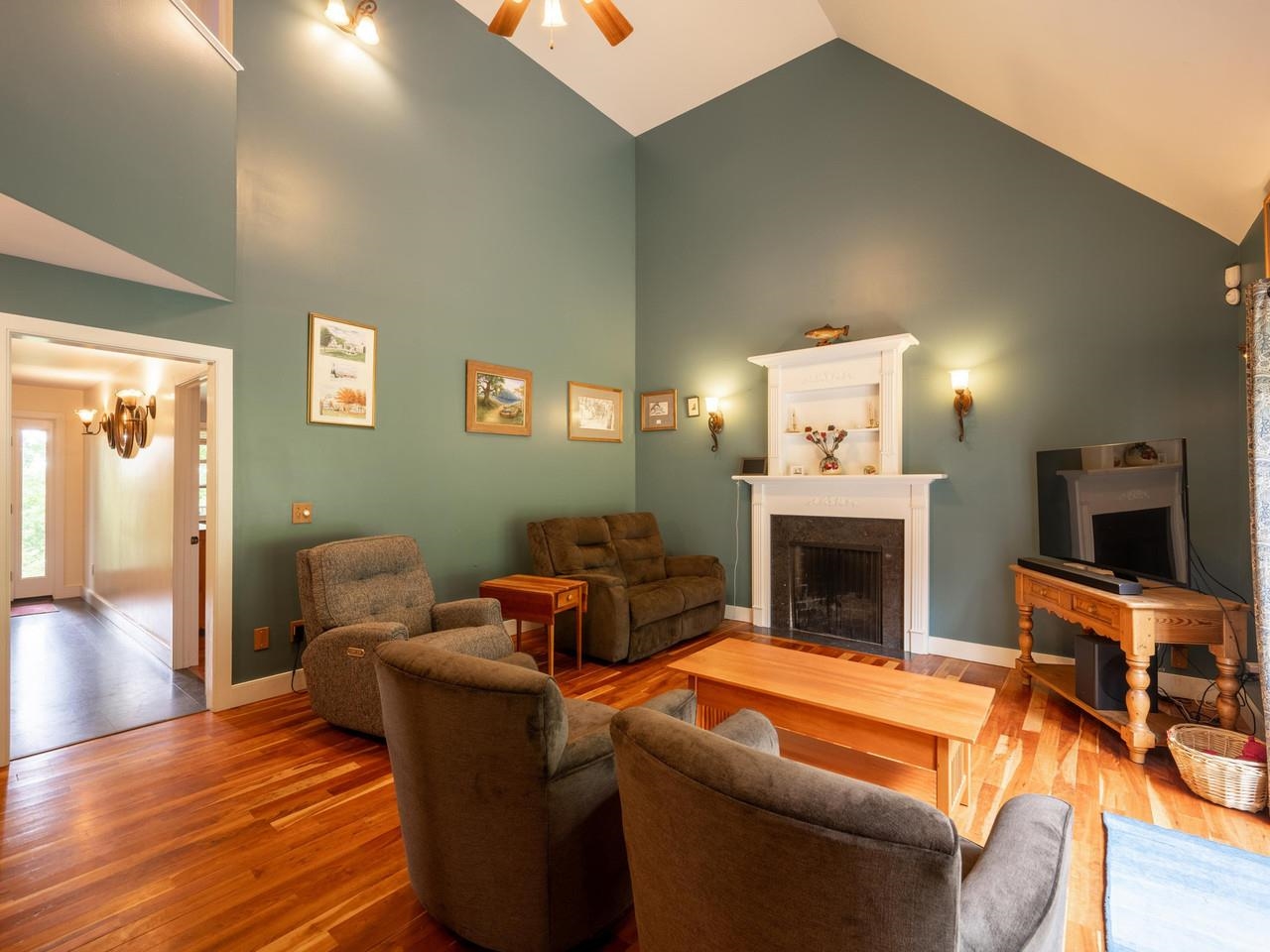 1251 Delorm Road Property Photo 17