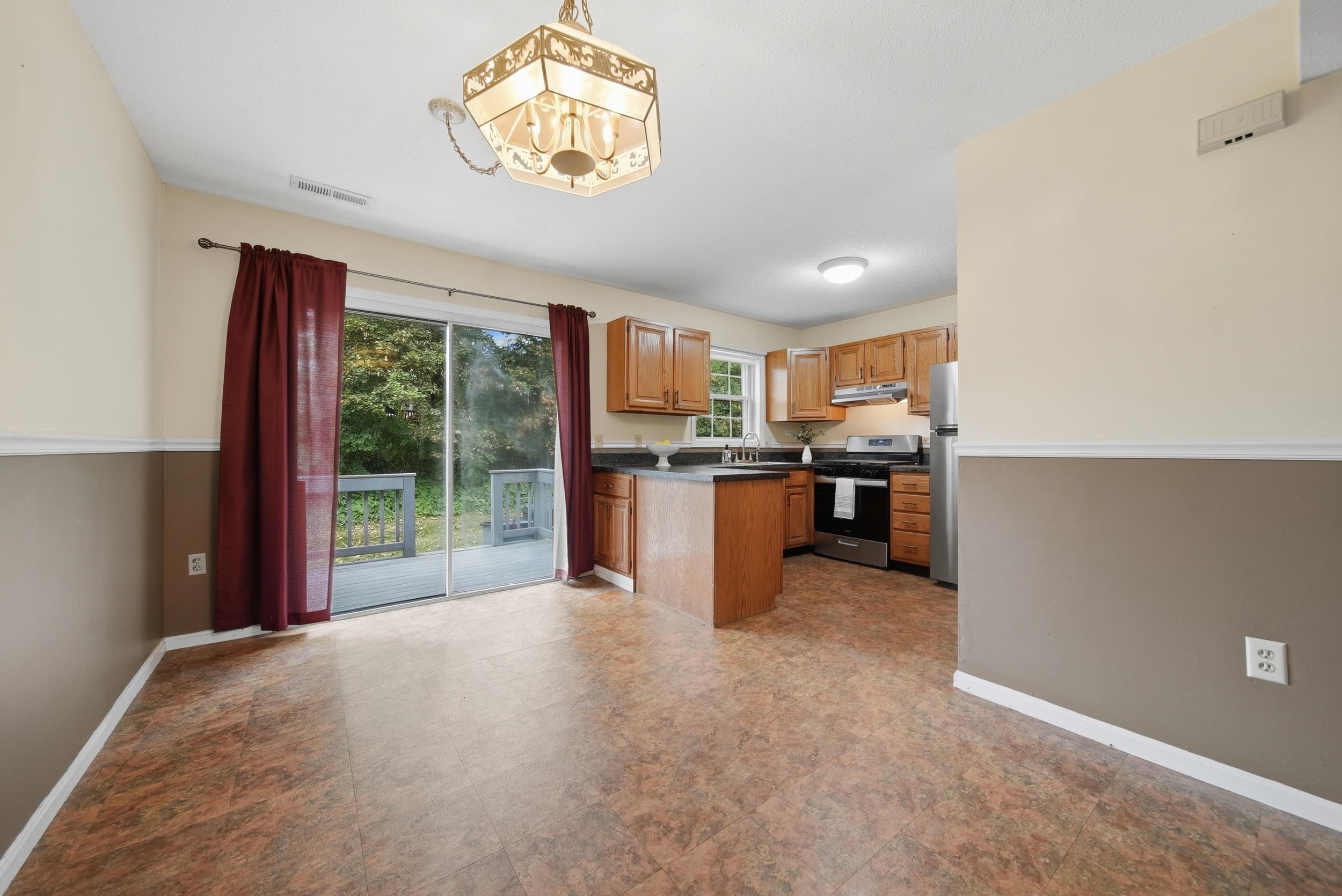 65 Kathy Drive Property Photo 14