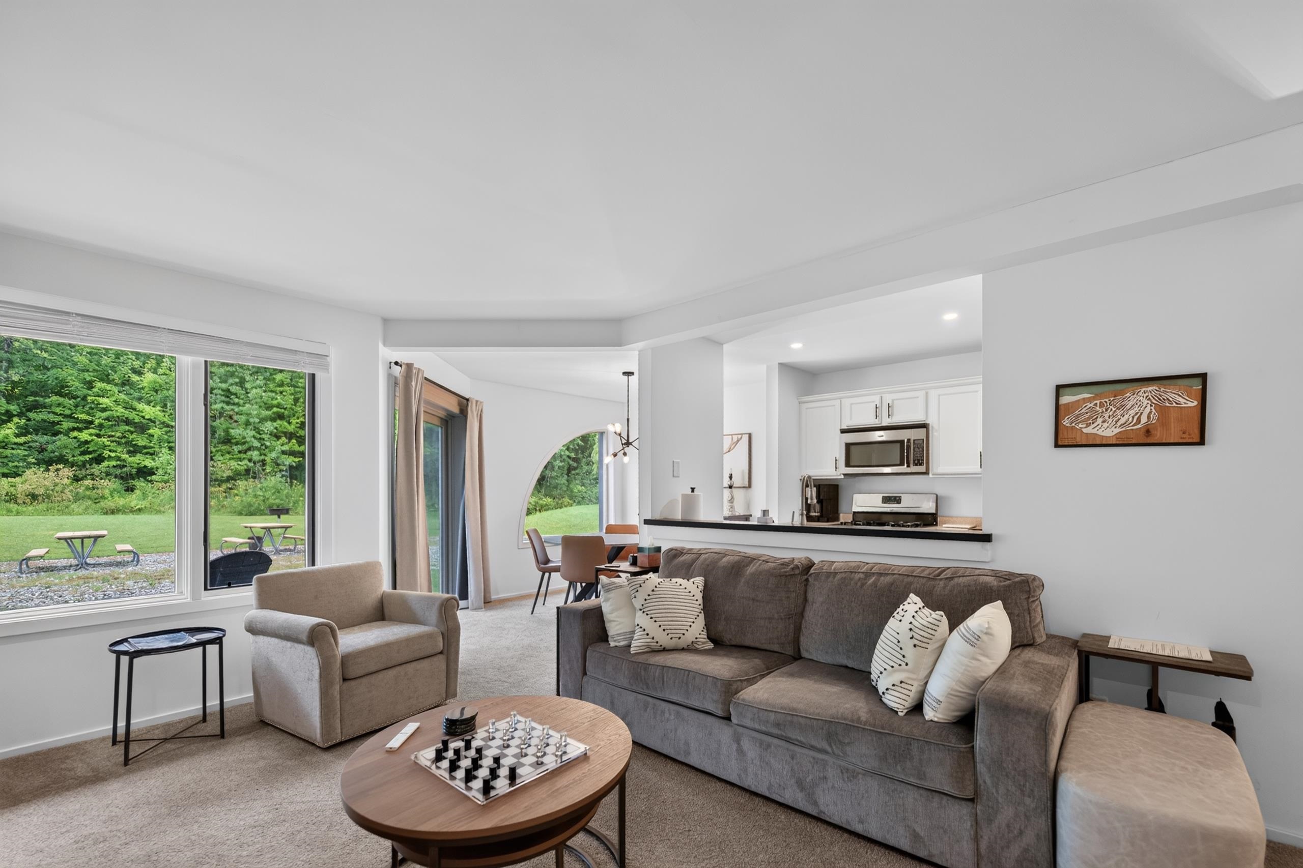 2m Carinthia Road Property Photo 4