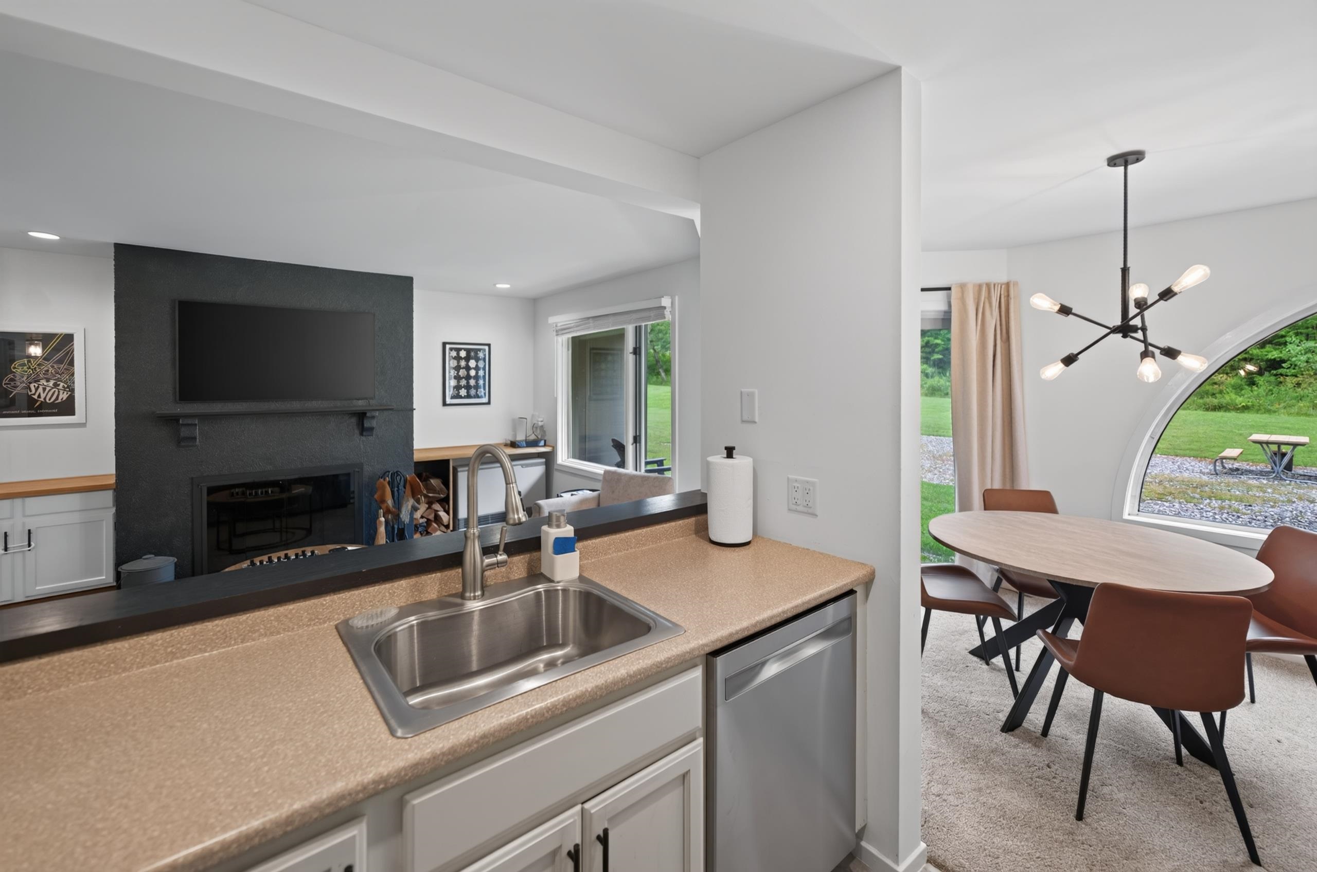 2m Carinthia Road Property Photo 7