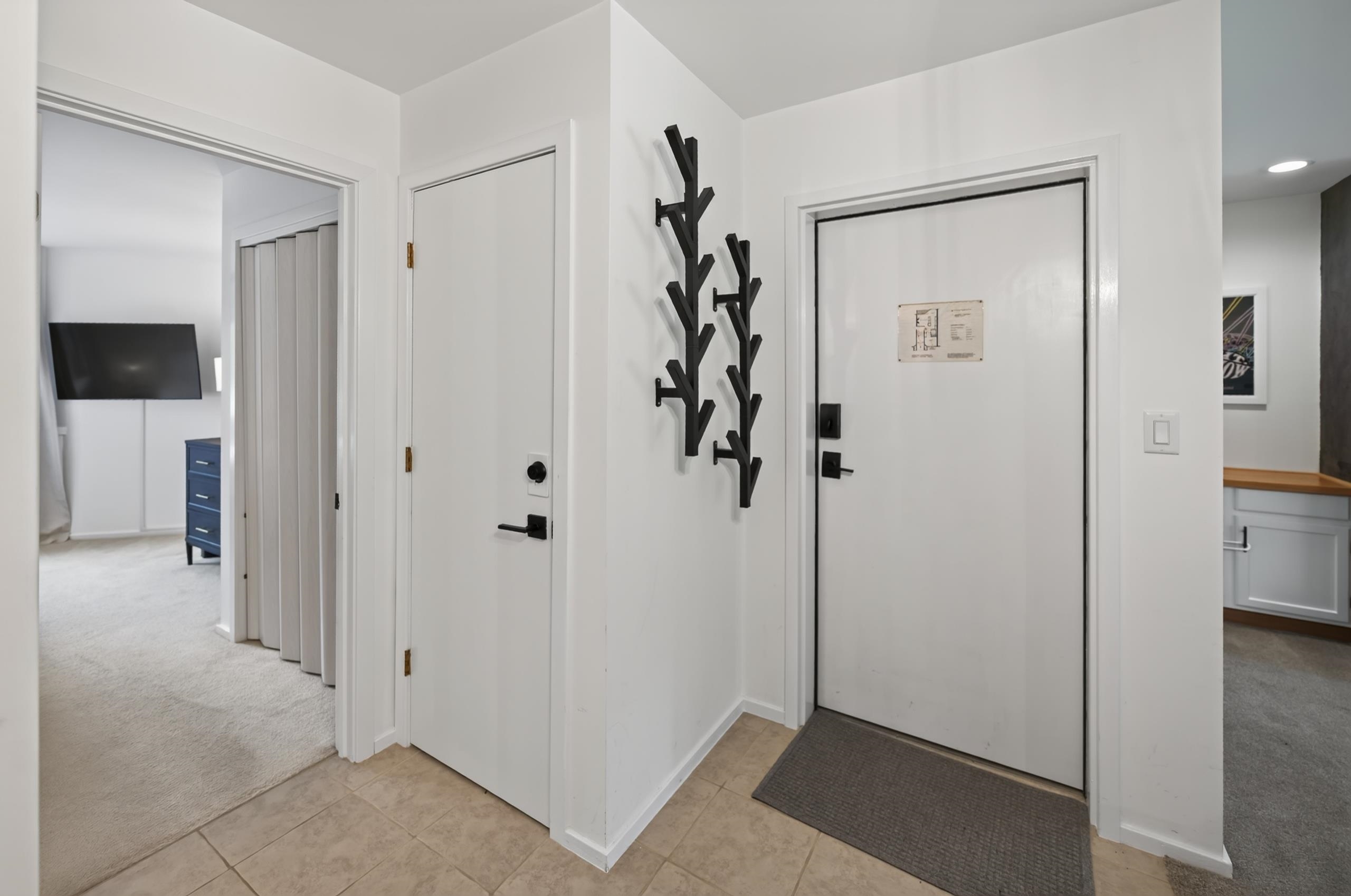 2m Carinthia Road Property Photo 12