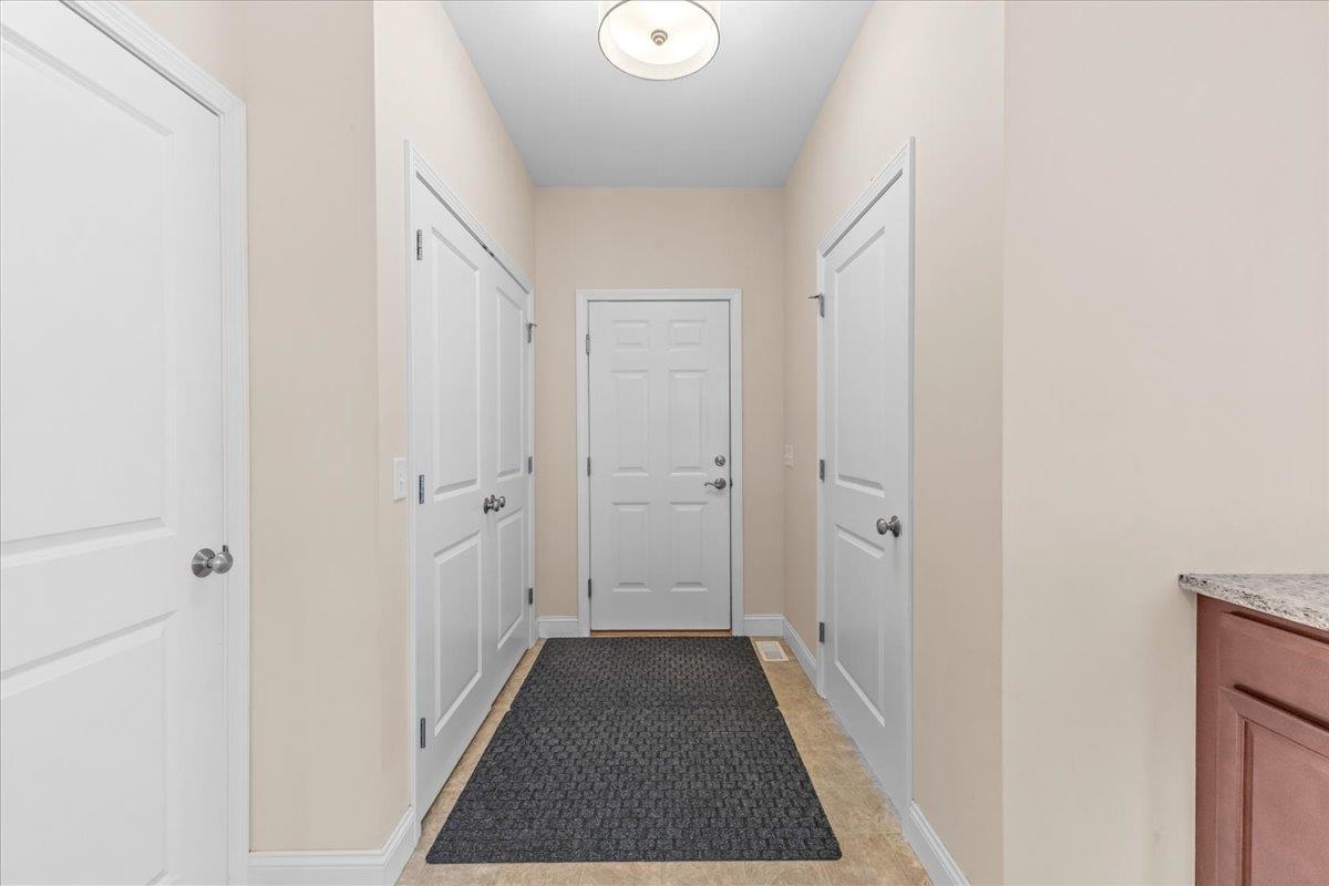 285 Zephyr Road Property Photo 21