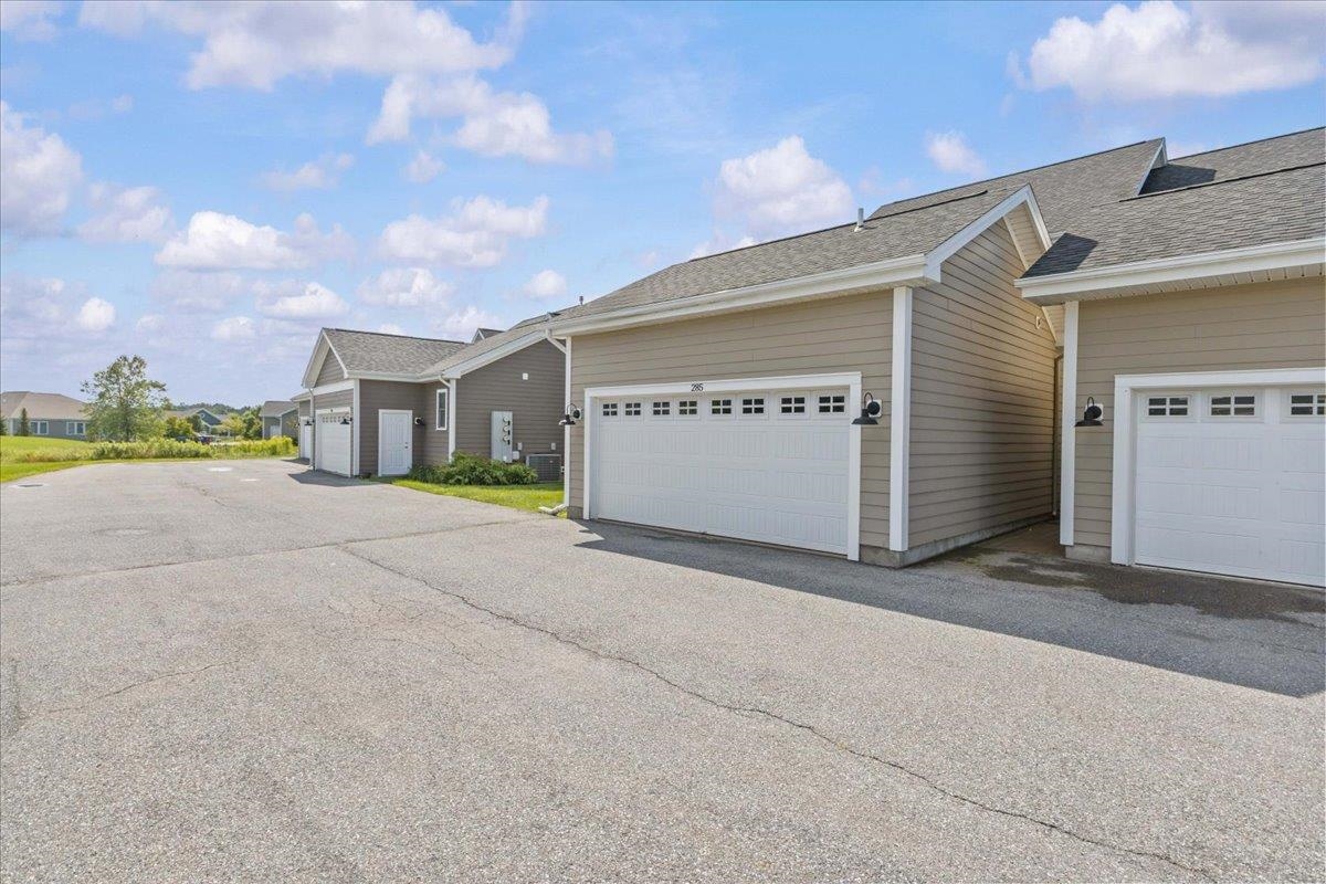 285 Zephyr Road Property Photo 39