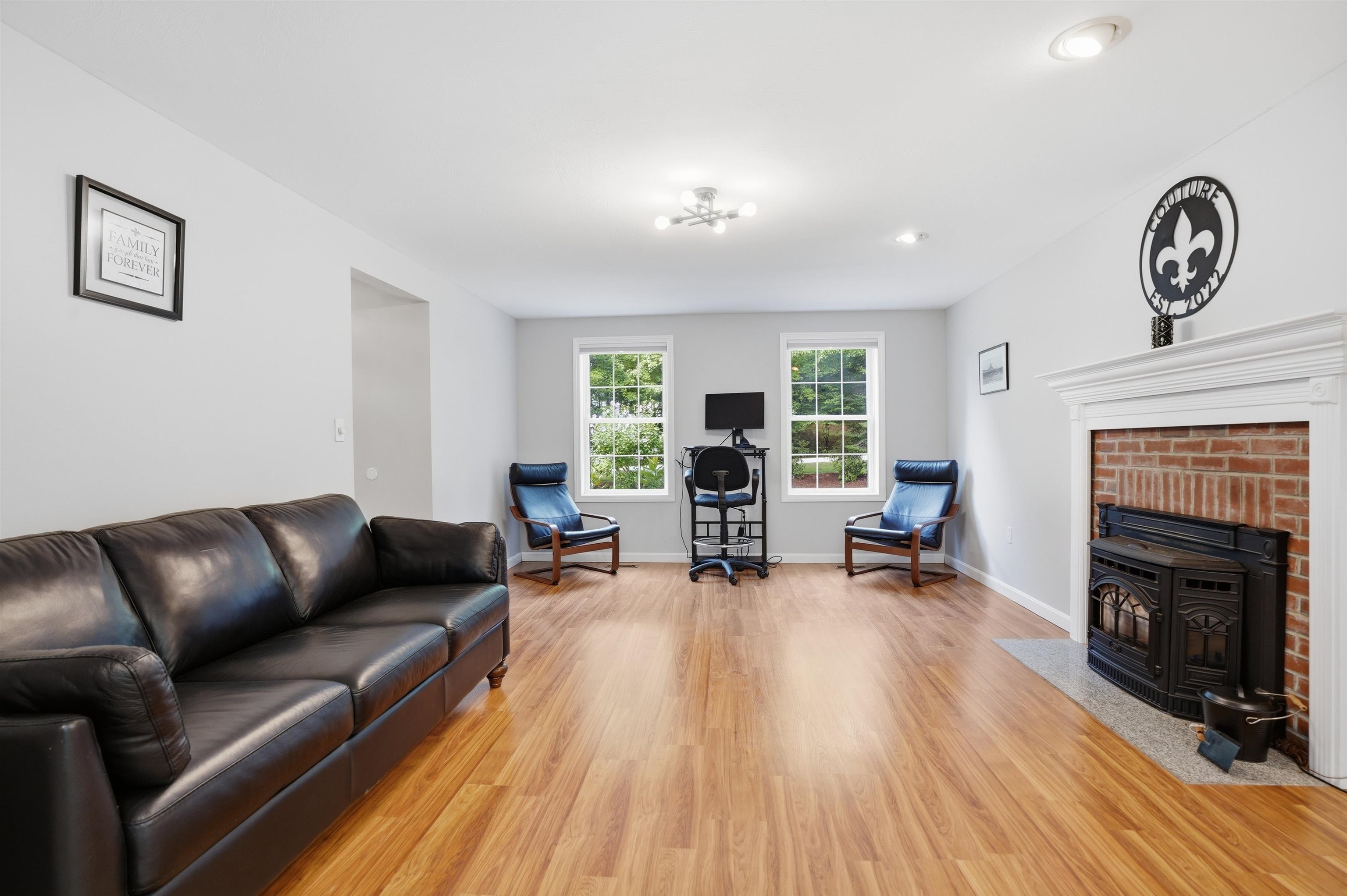 7 Westview Road Property Photo 12