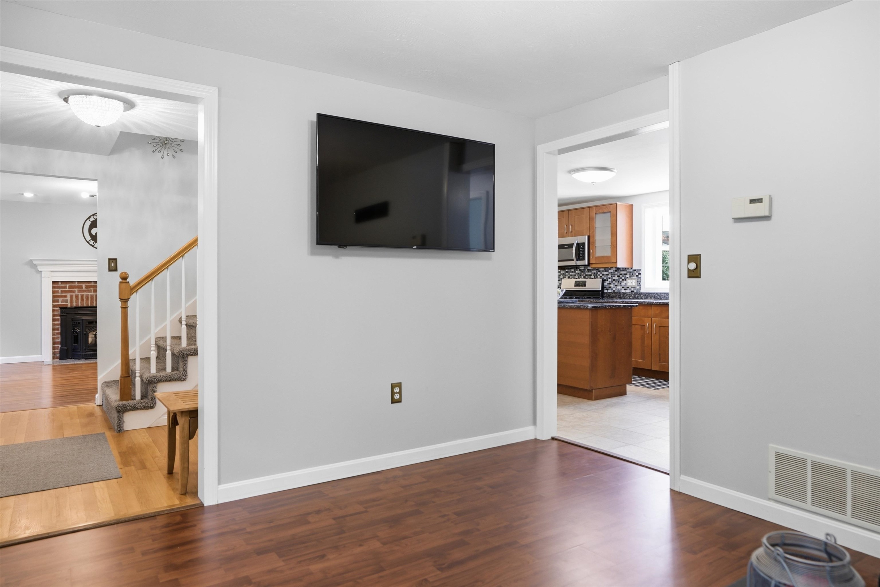7 Westview Road Property Photo 16