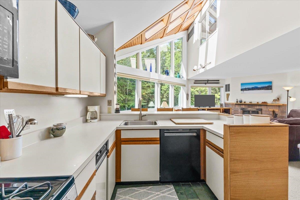 54 Madison Avenue Property Photo 5