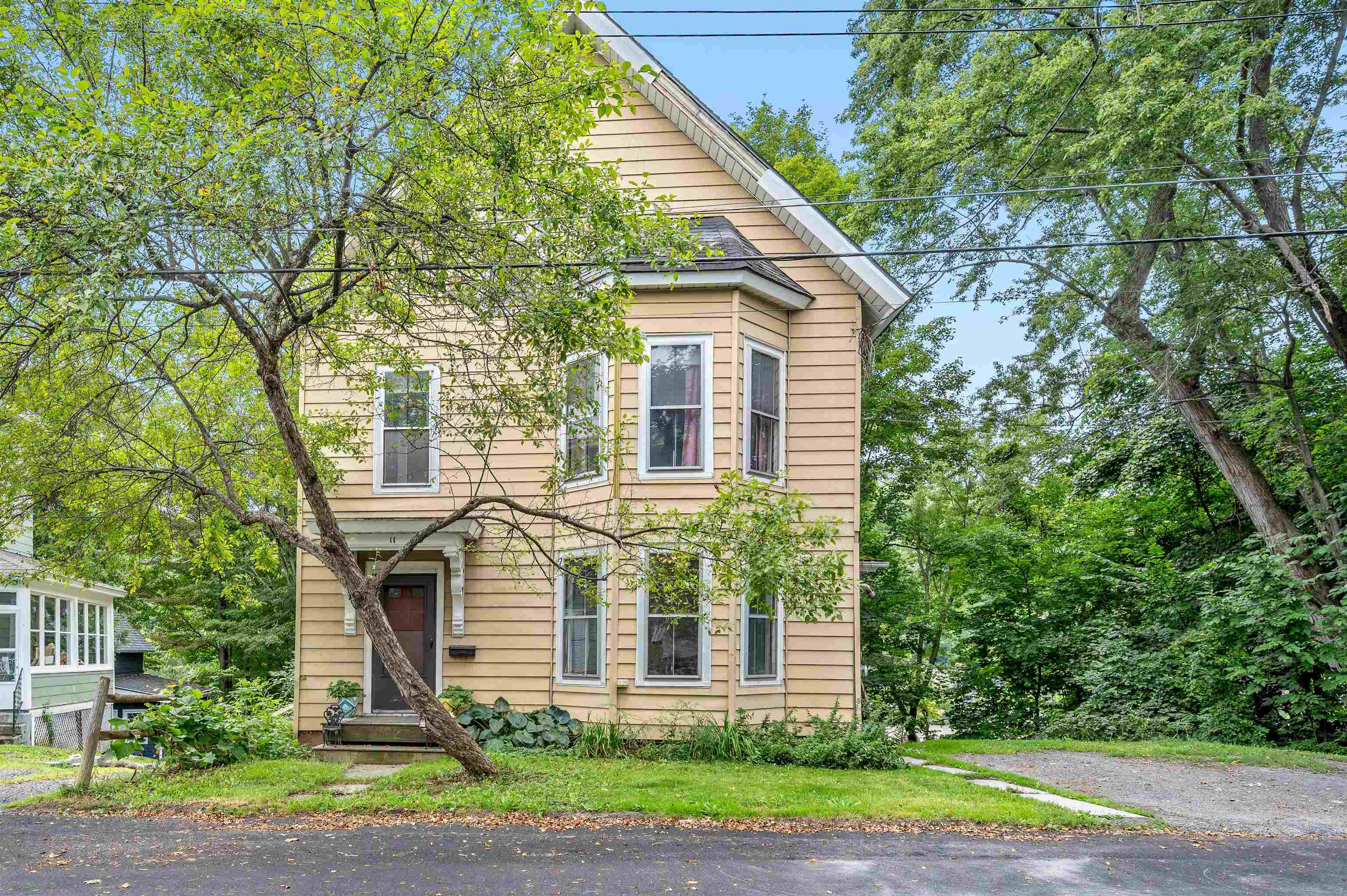 11 Foster Street Property Photo 1