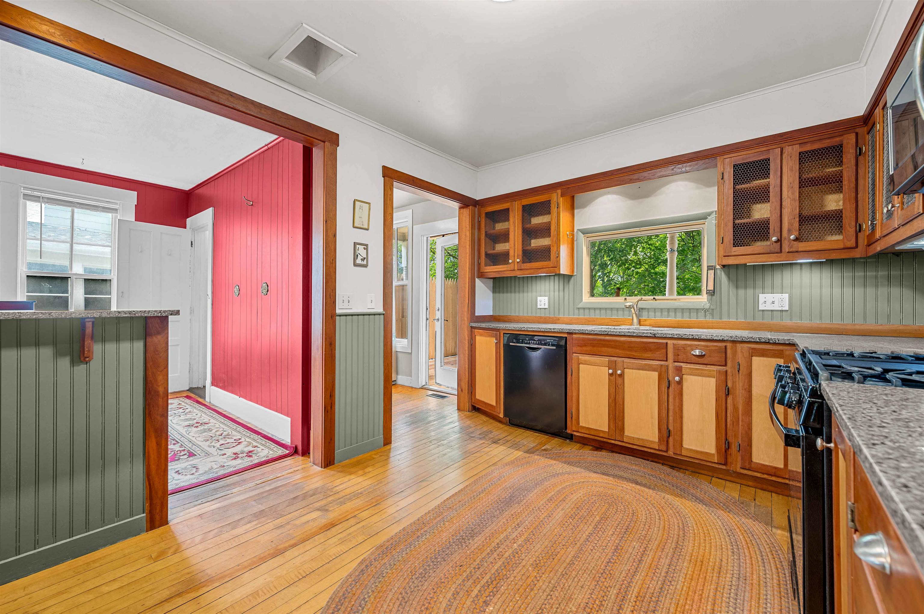 11 Foster Street Property Photo 5