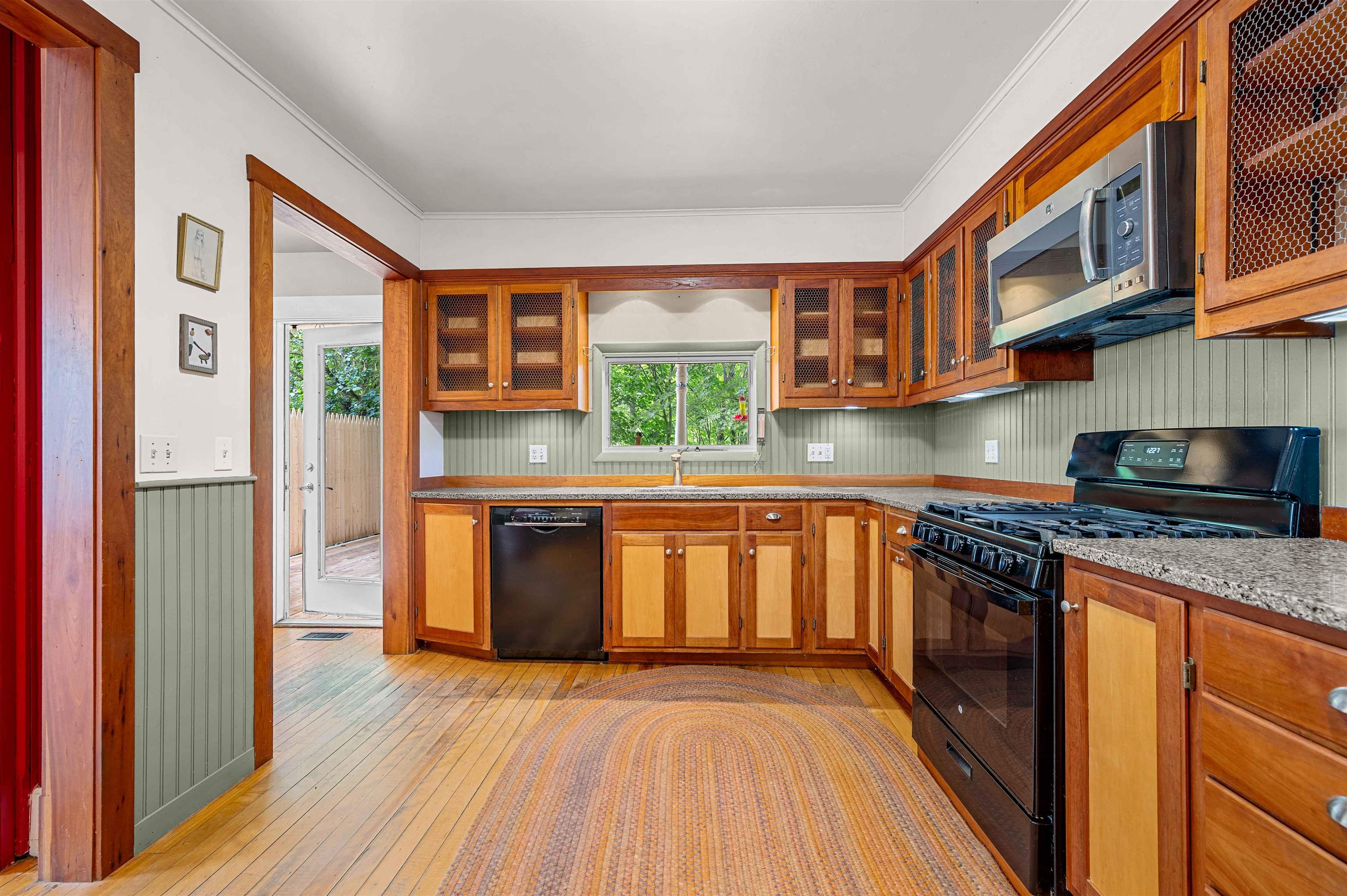 11 Foster Street Property Photo 6