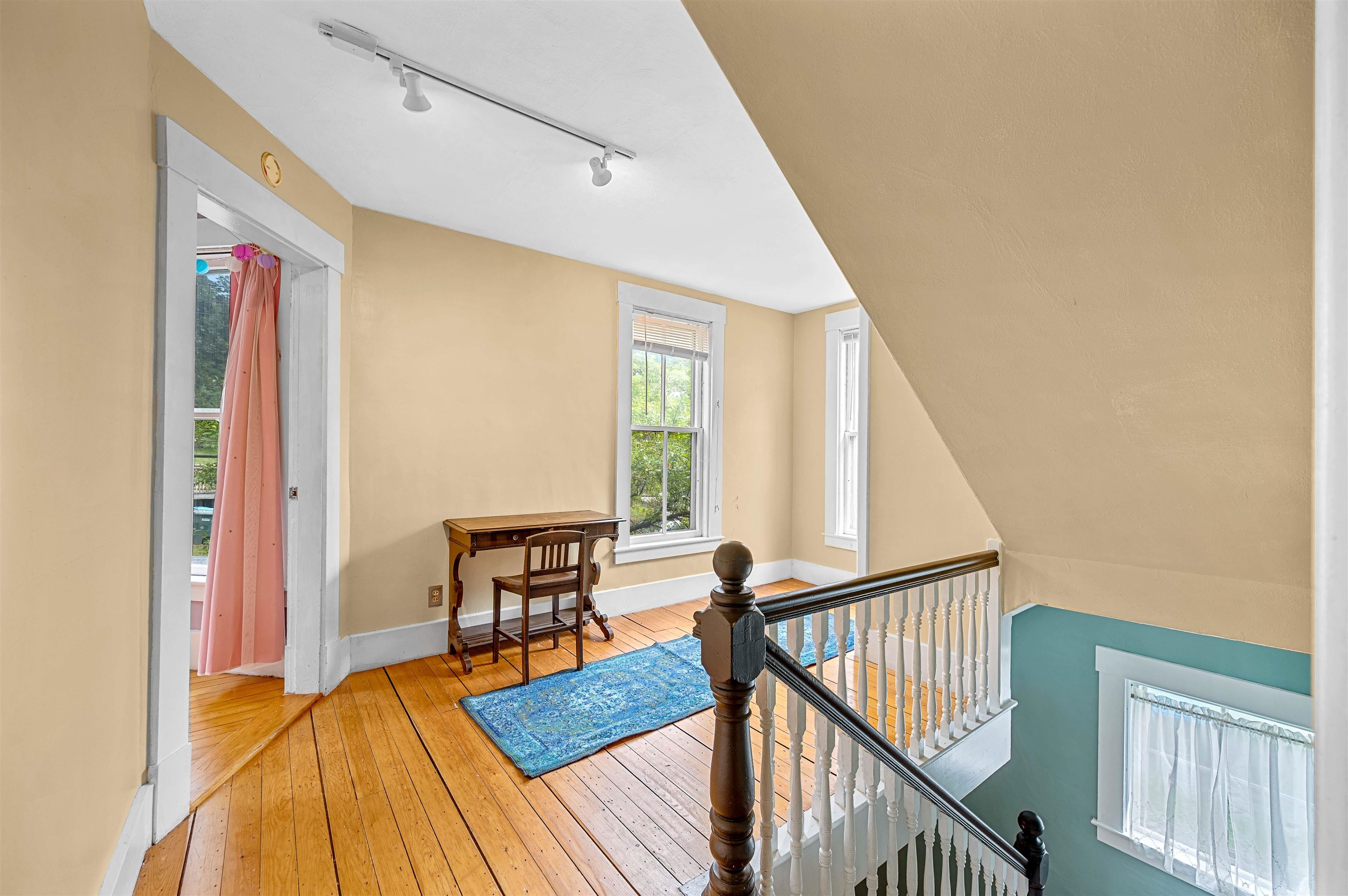 11 Foster Street Property Photo 24