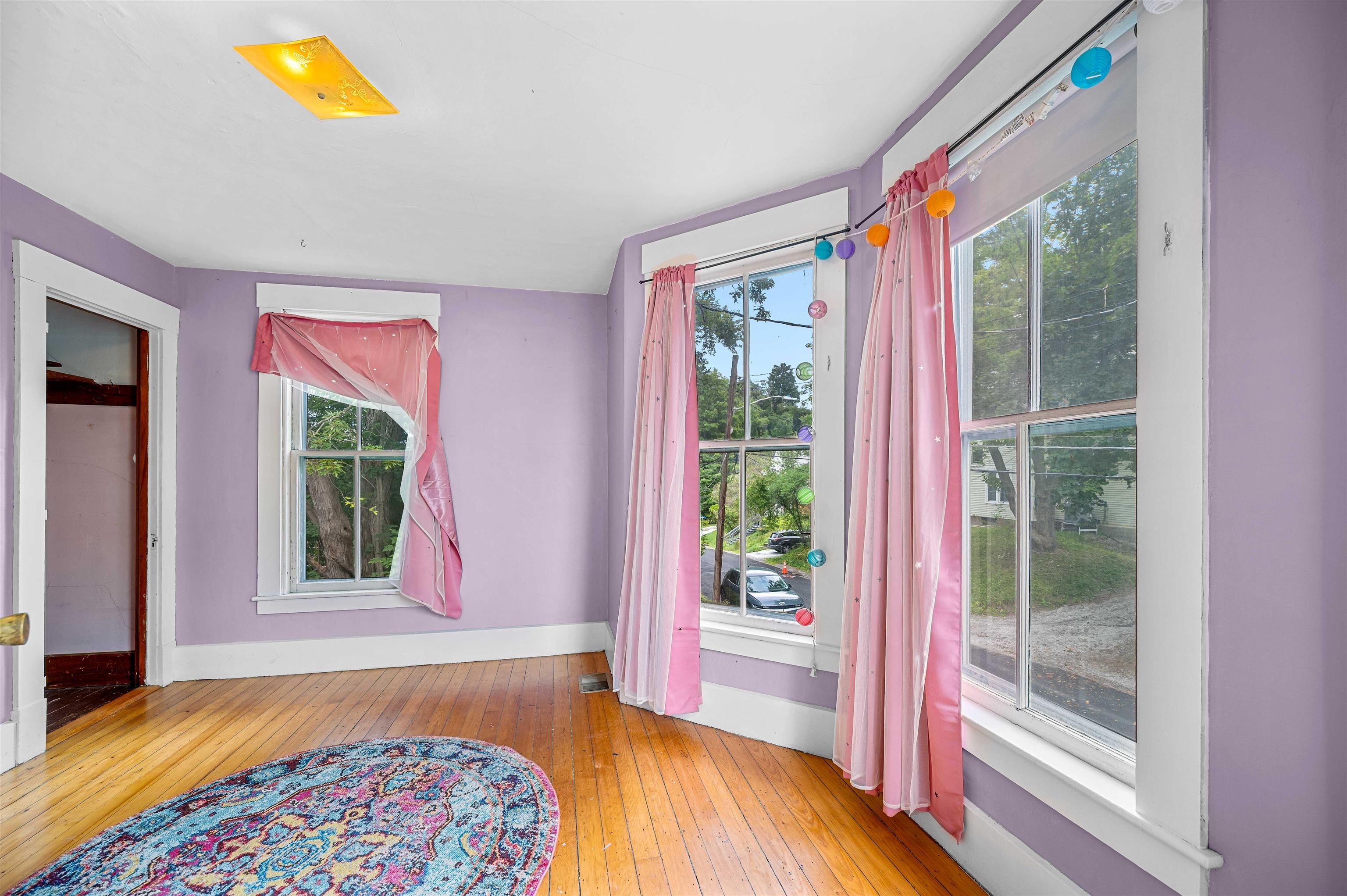 11 Foster Street Property Photo 25