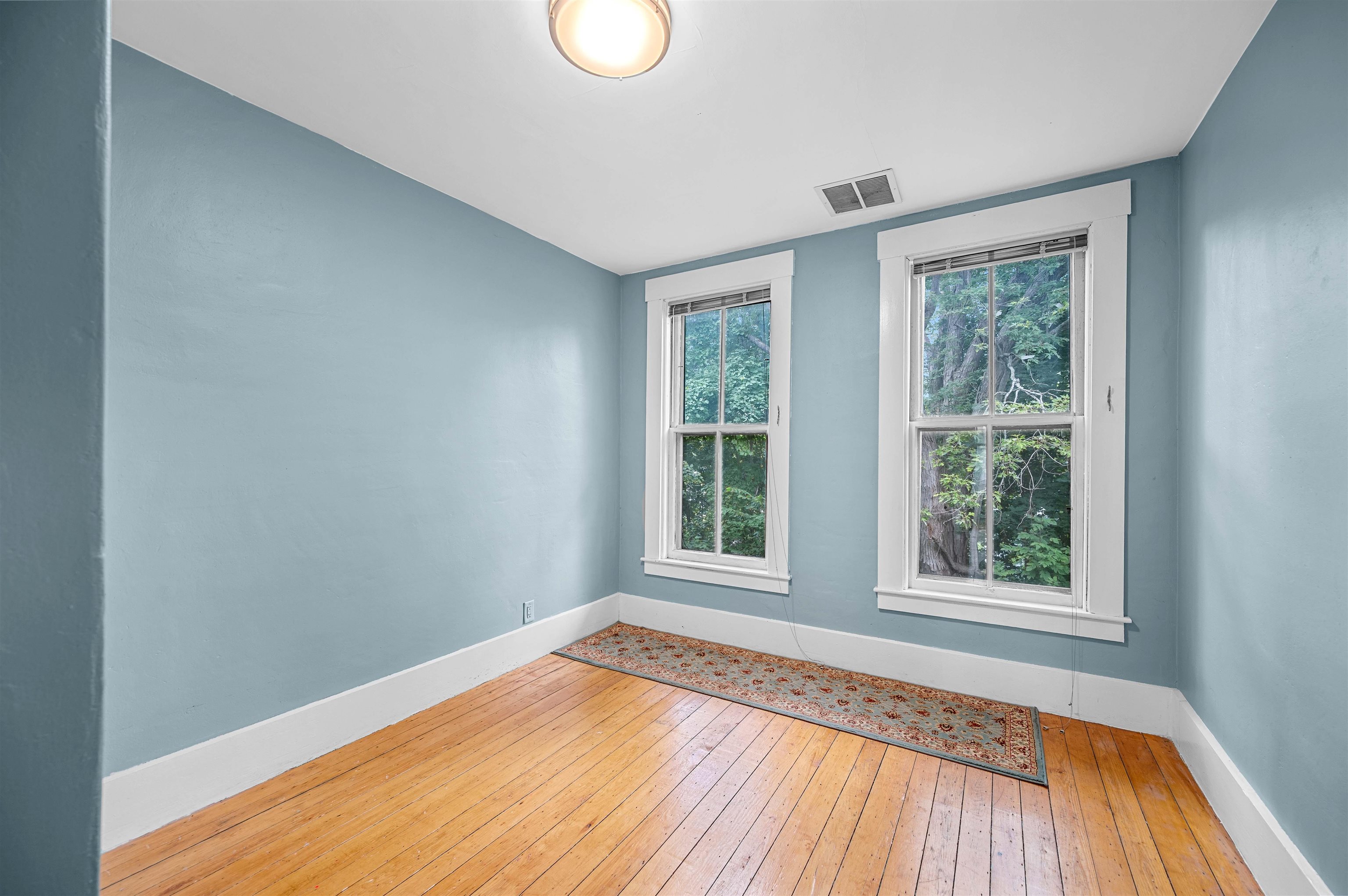 11 Foster Street Property Photo 28
