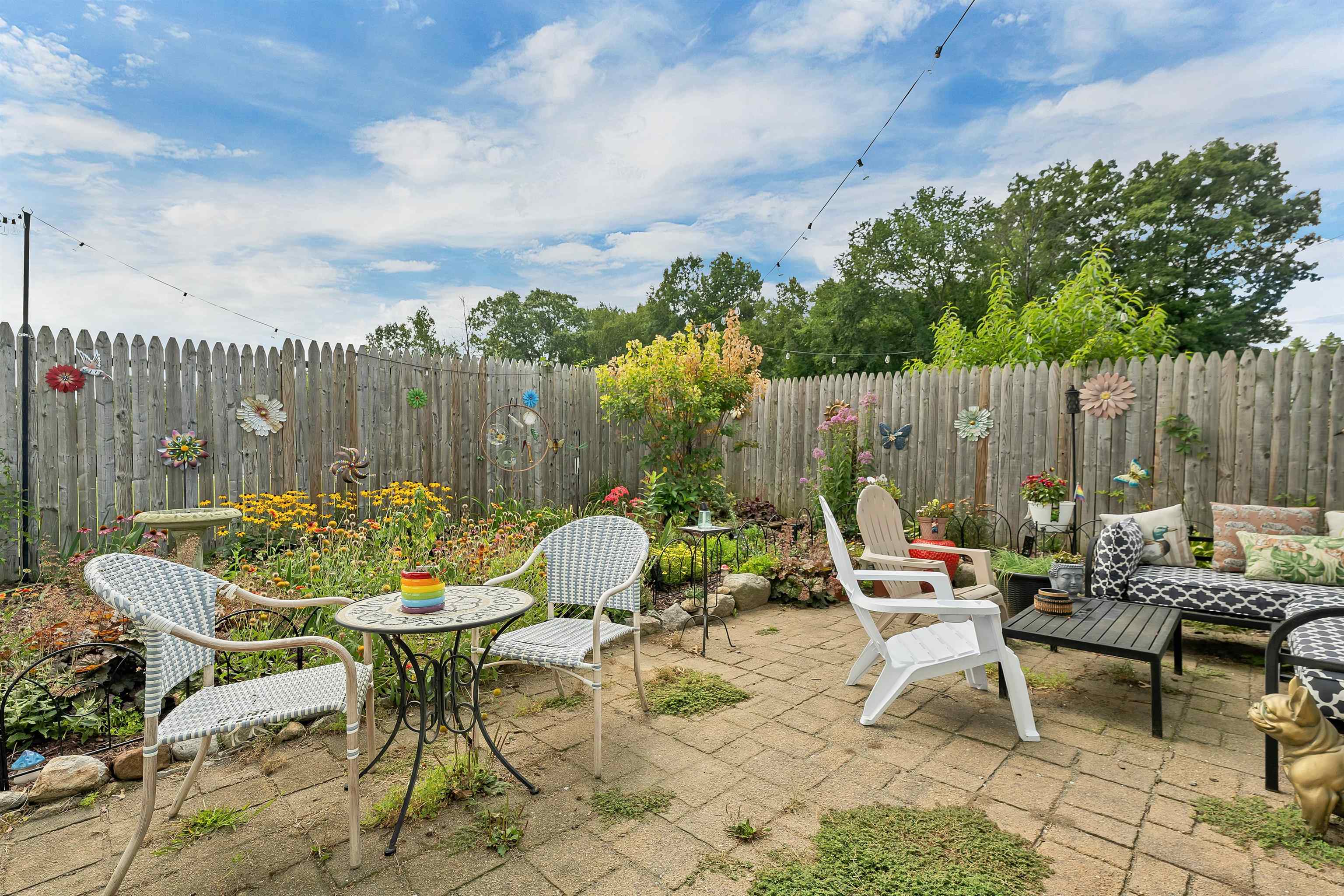 17 Desaulnier Street Property Photo 49