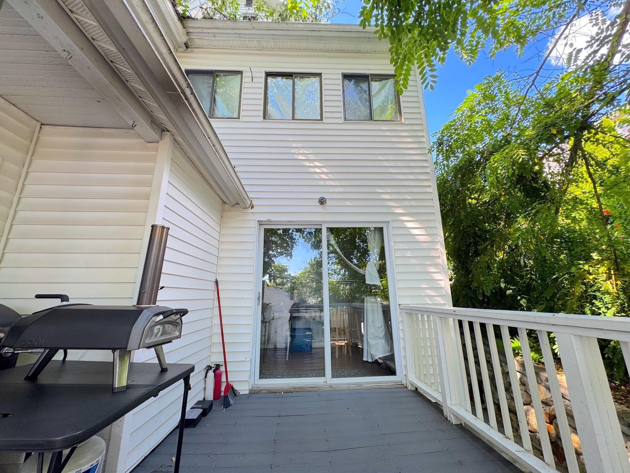 447 Hanover Street Property Photo 24