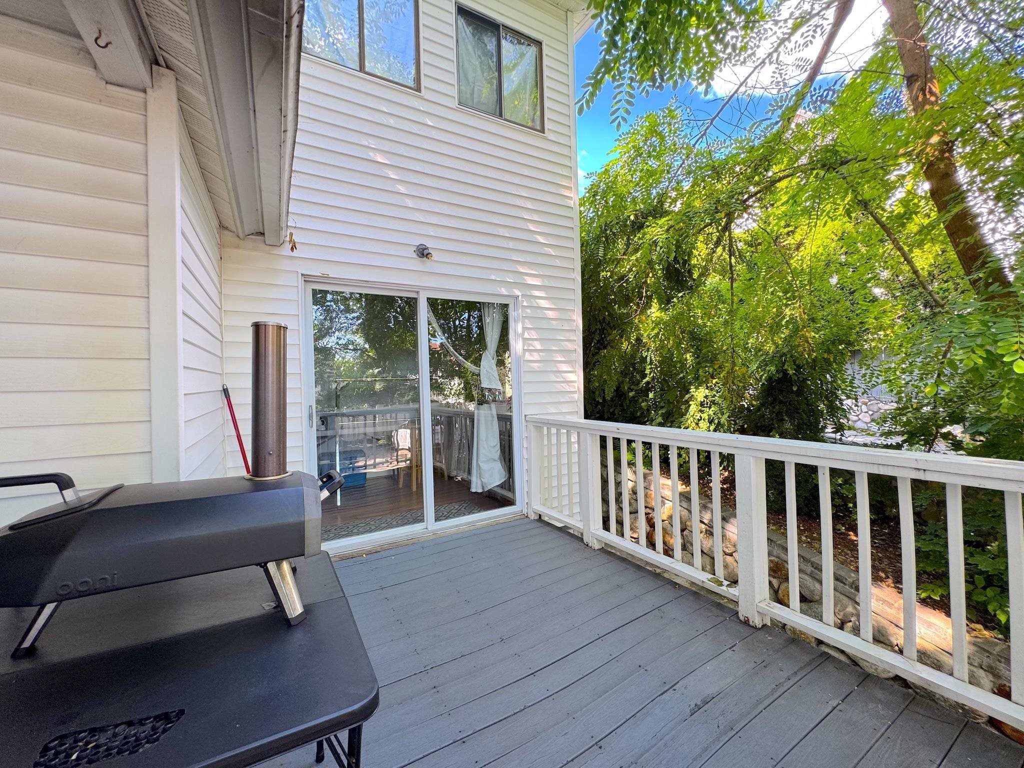 447 Hanover Street Property Photo 25
