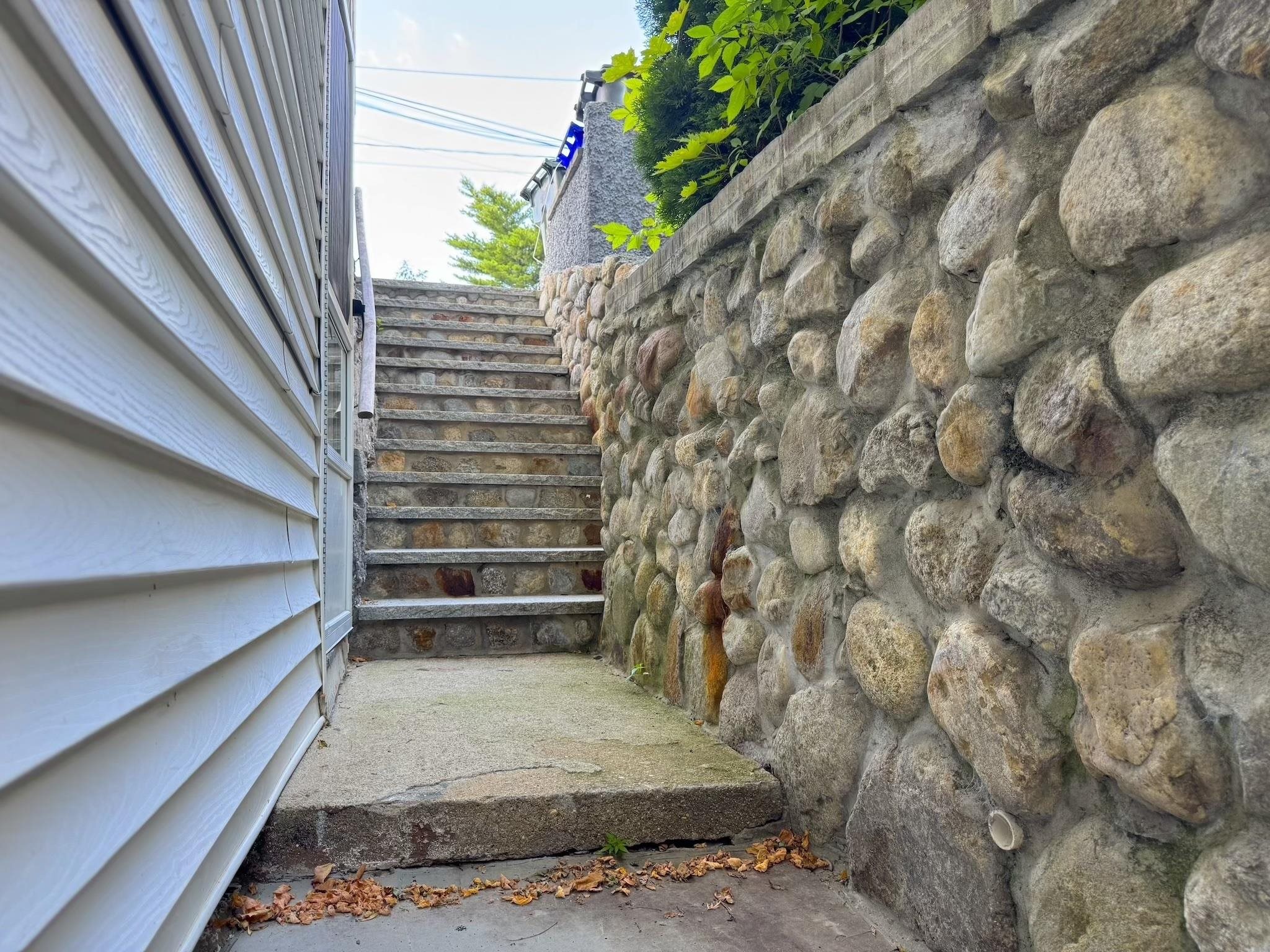 447 Hanover Street Property Photo 30