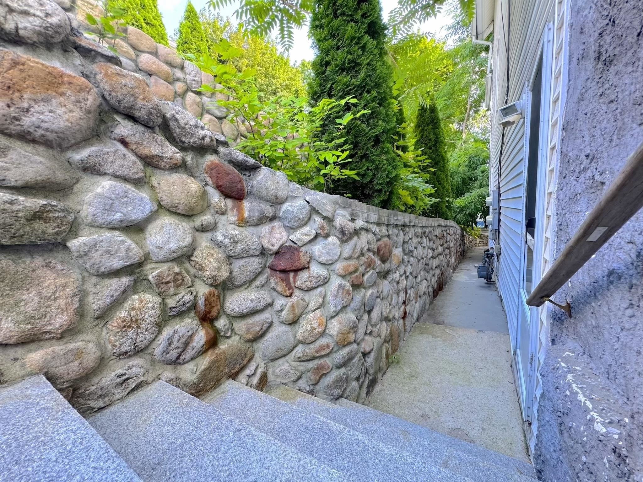 447 Hanover Street Property Photo 31