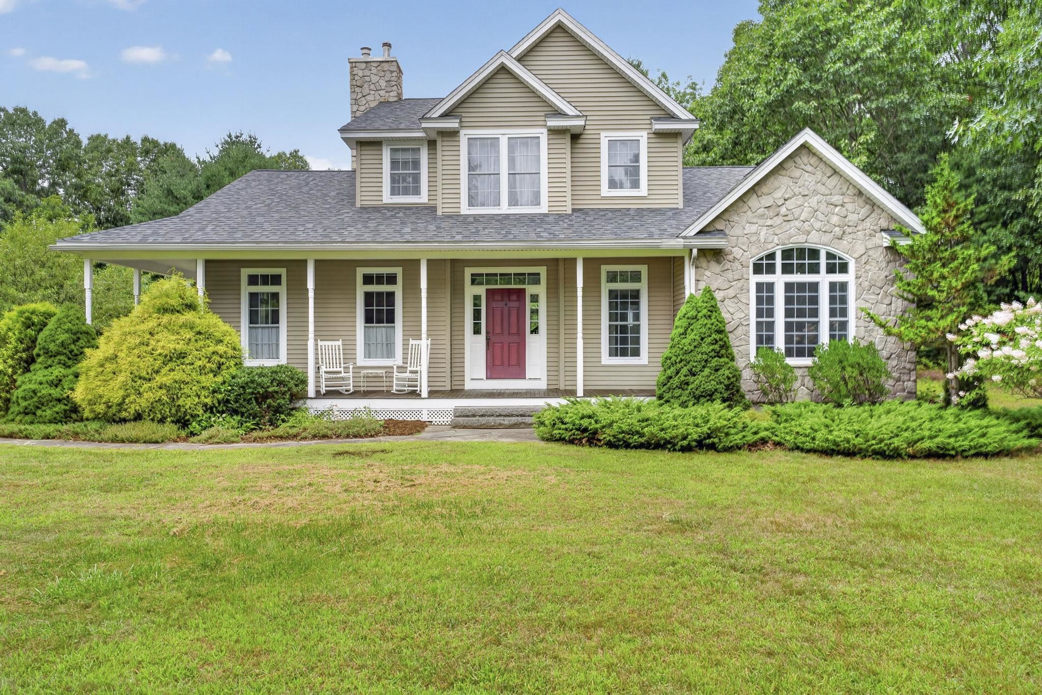 122 Island Pond Road Property Photo 1