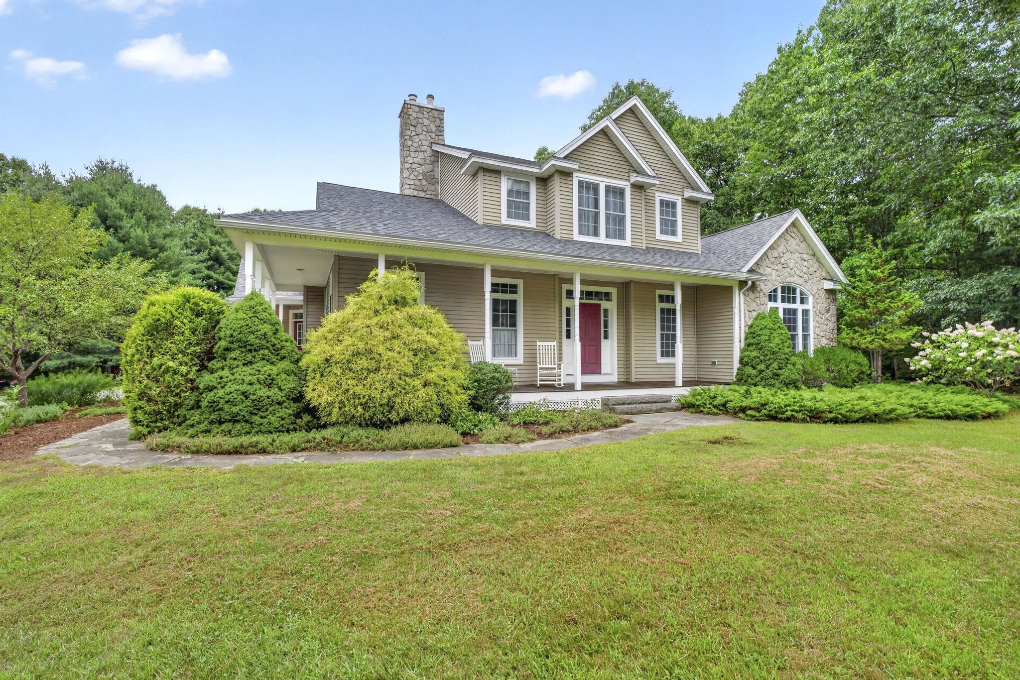 122 Island Pond Road Property Photo 3