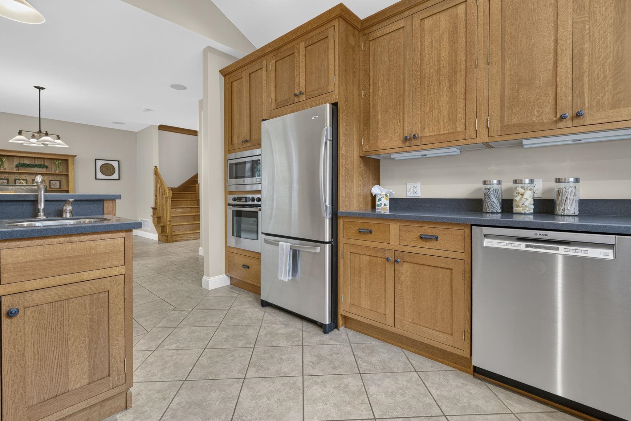 122 Island Pond Road Property Photo 11