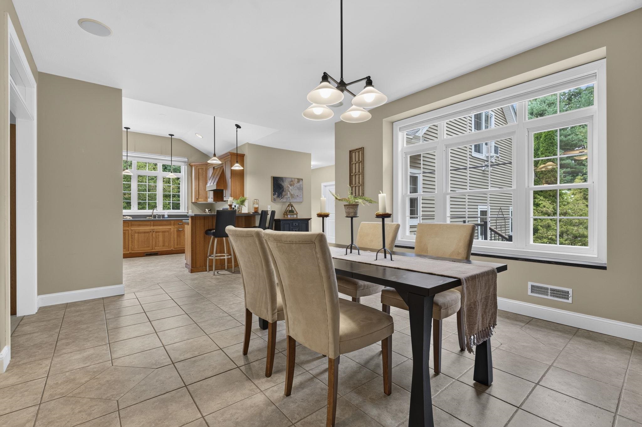 122 Island Pond Road Property Photo 14