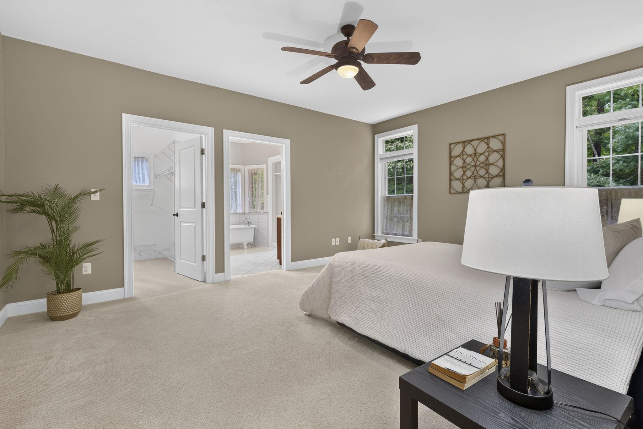 122 Island Pond Road Property Photo 23