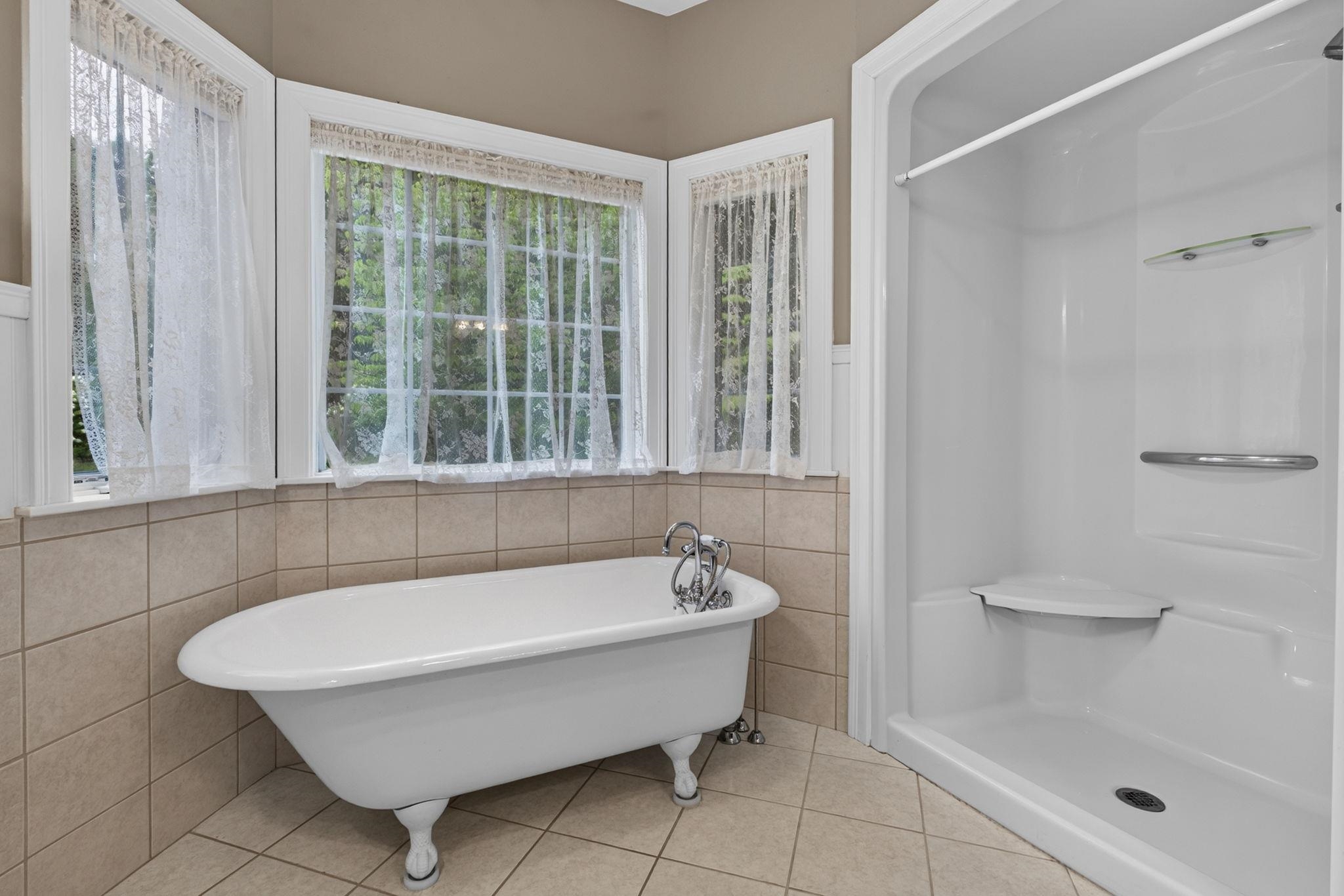 122 Island Pond Road Property Photo 26