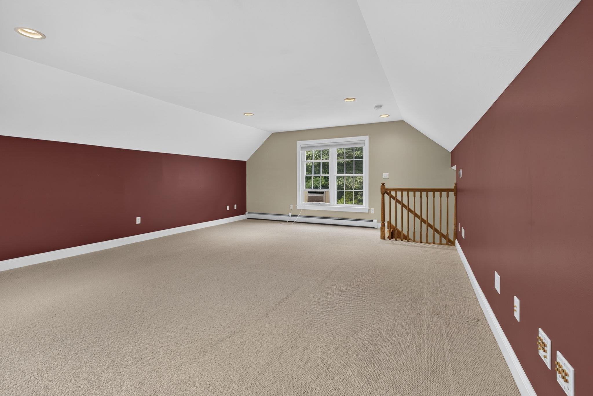 122 Island Pond Road Property Photo 29