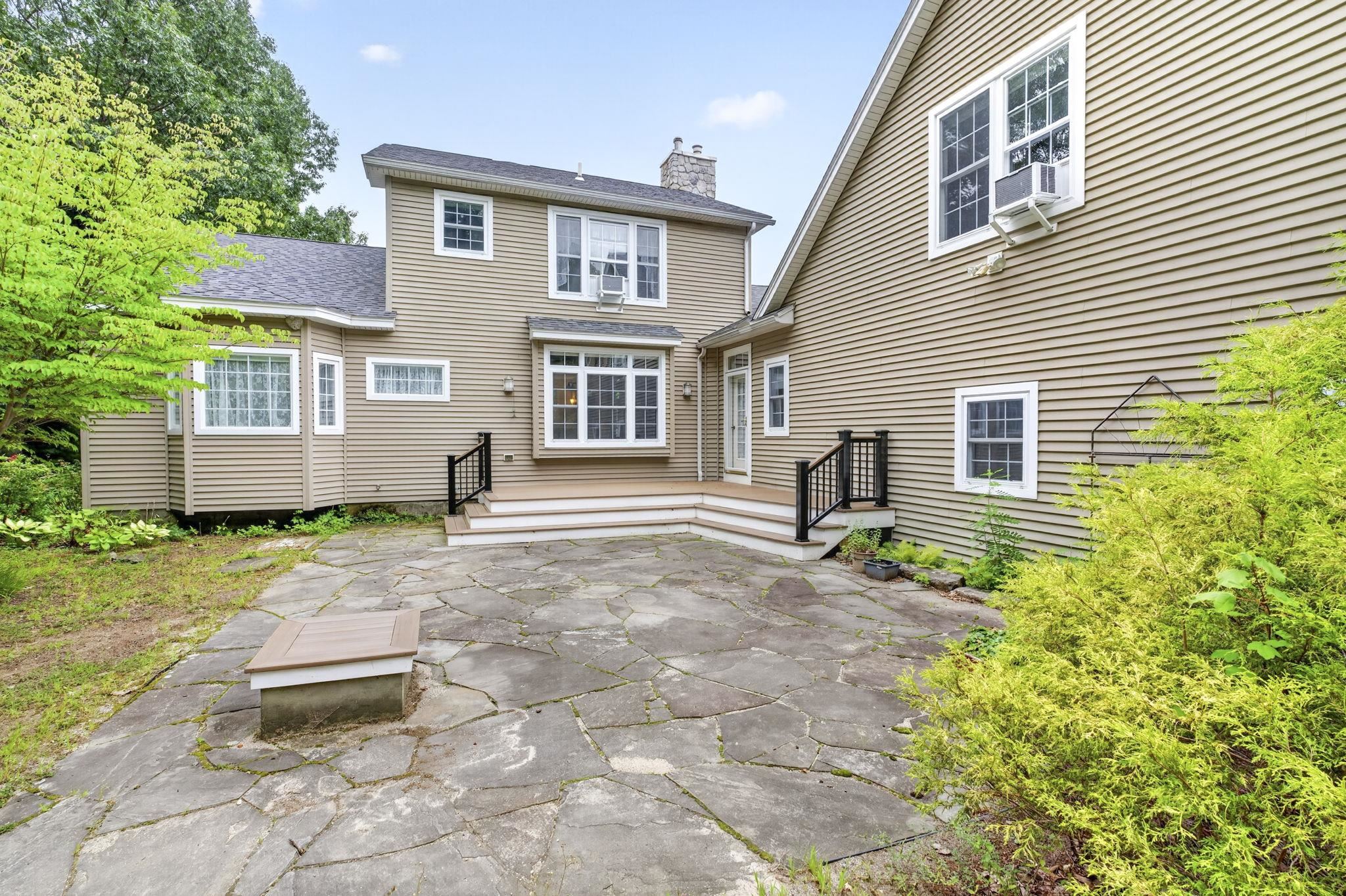 122 Island Pond Road Property Photo 46