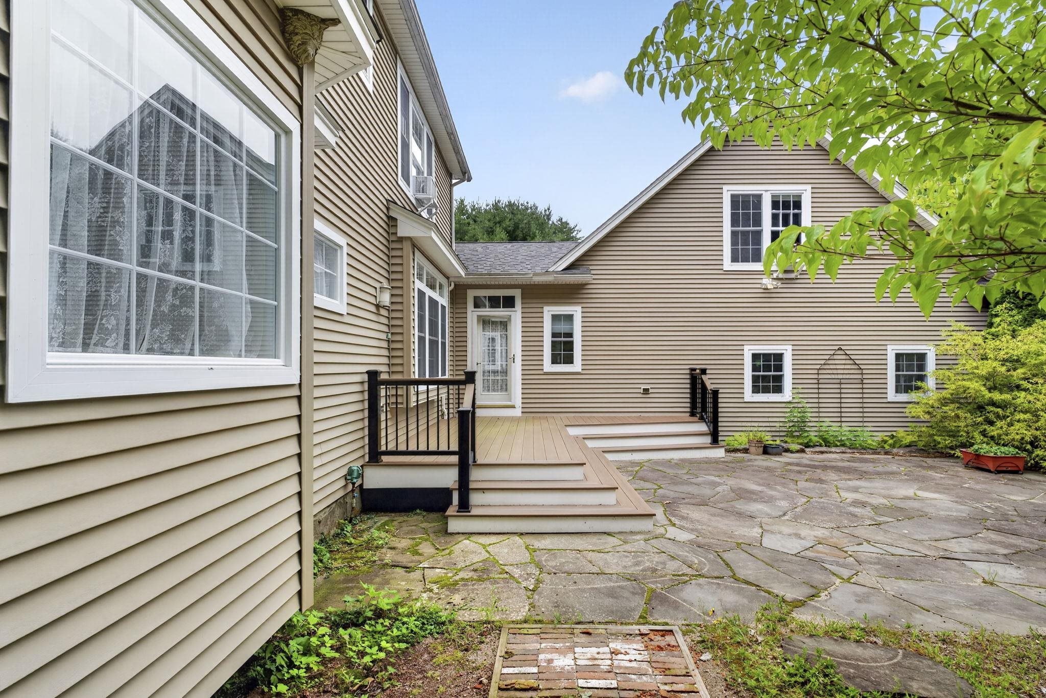 122 Island Pond Road Property Photo 48