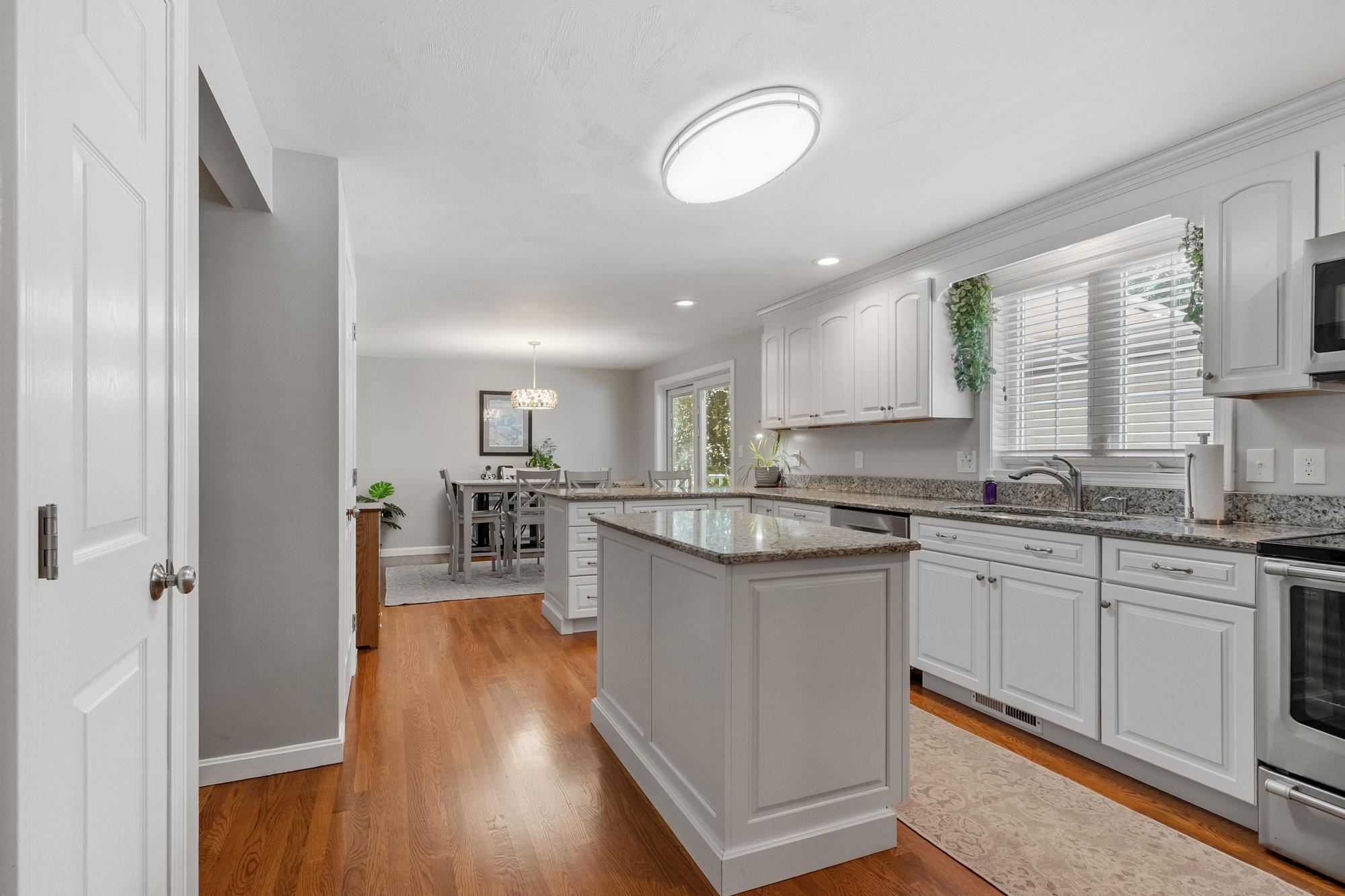 10 Westview Road Property Photo 2