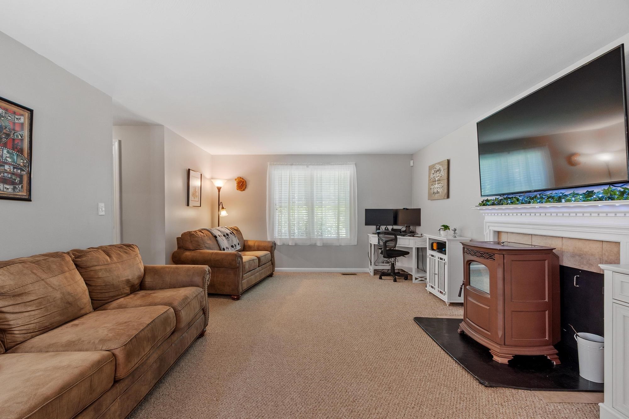 10 Westview Road Property Photo 9