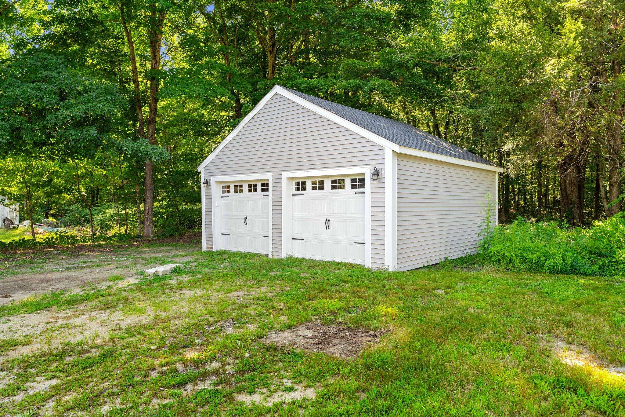 14 River Road Property Photo 23