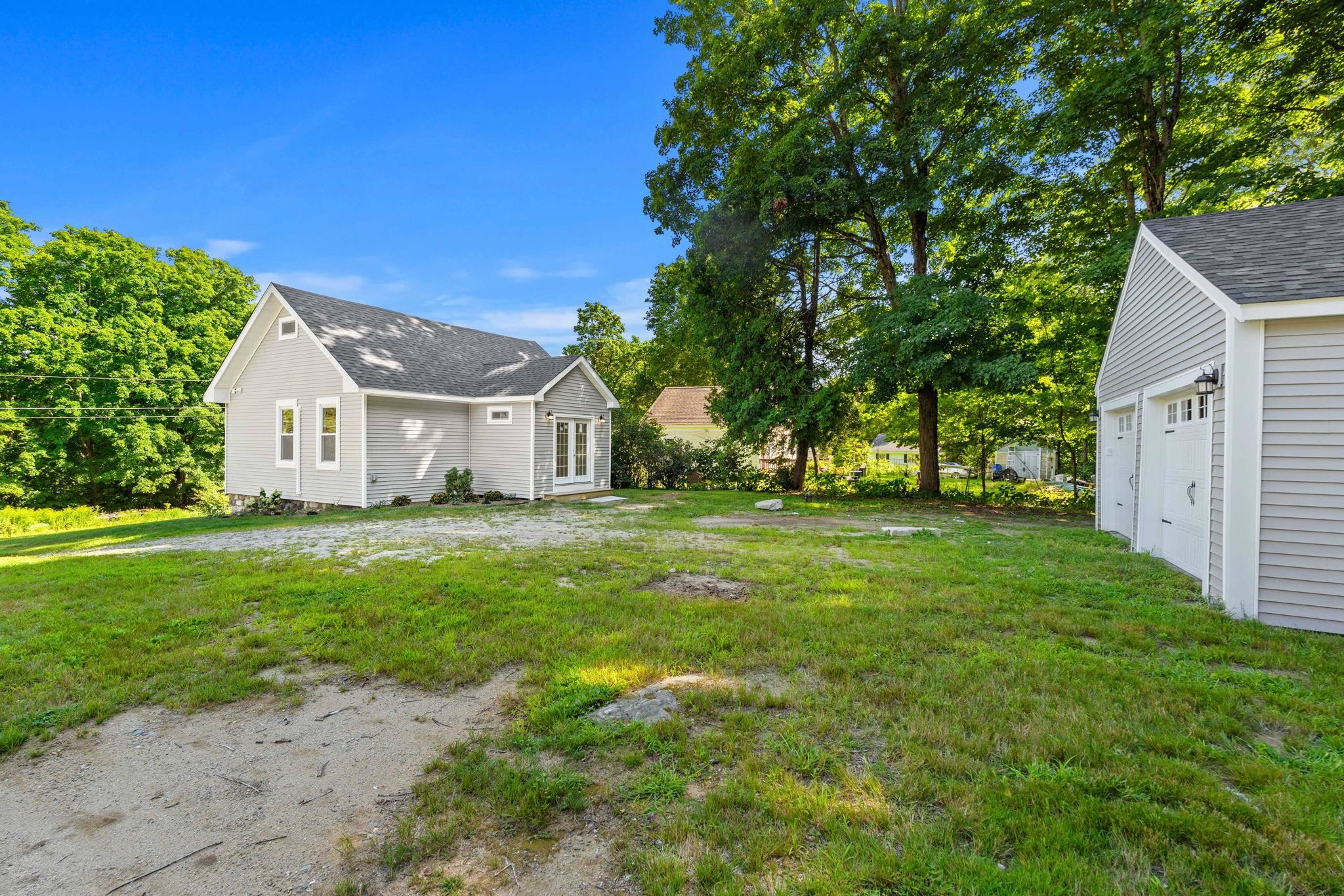 14 River Road Property Photo 26