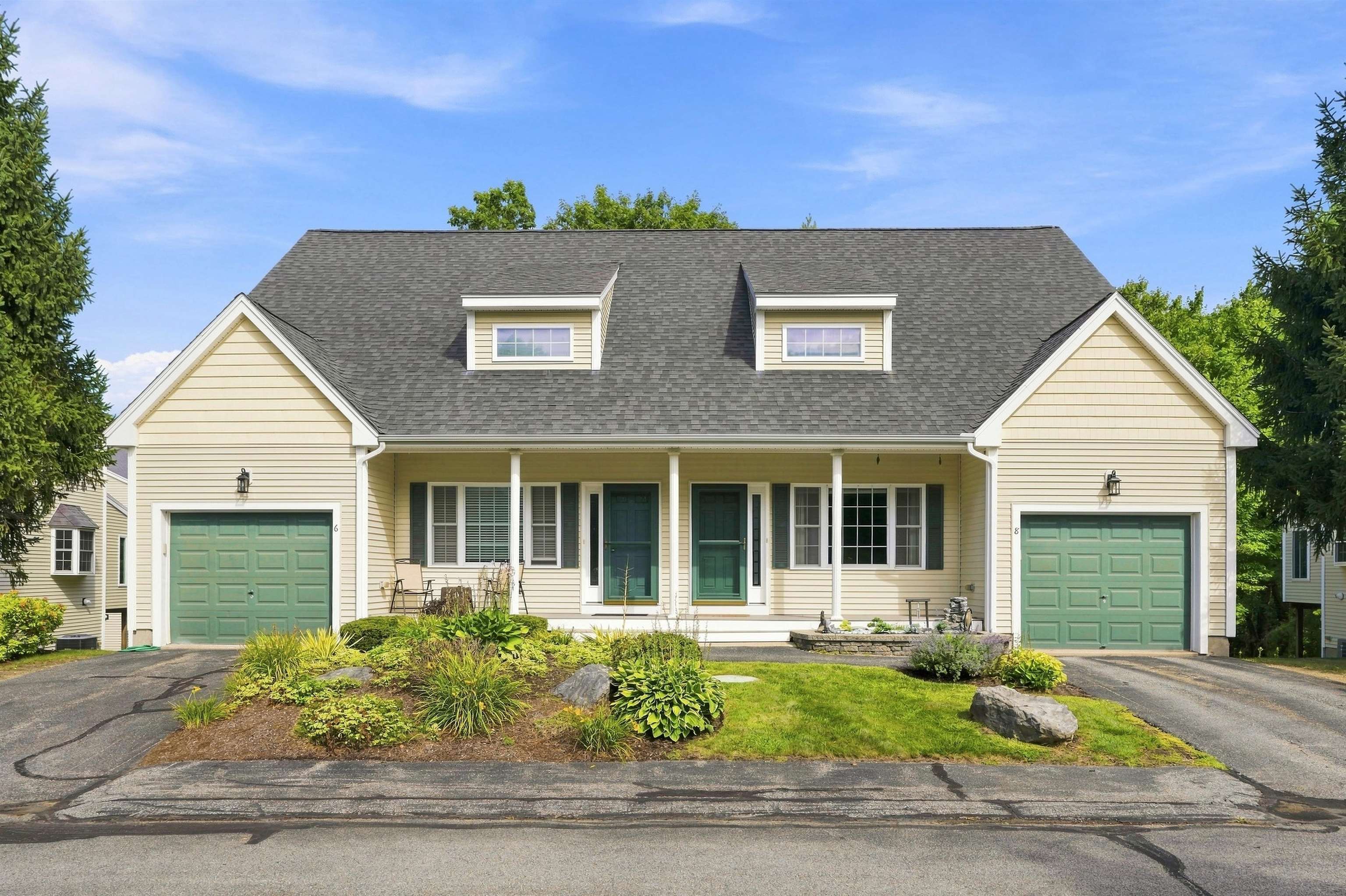 8 Locksley Lane Property Photo 1