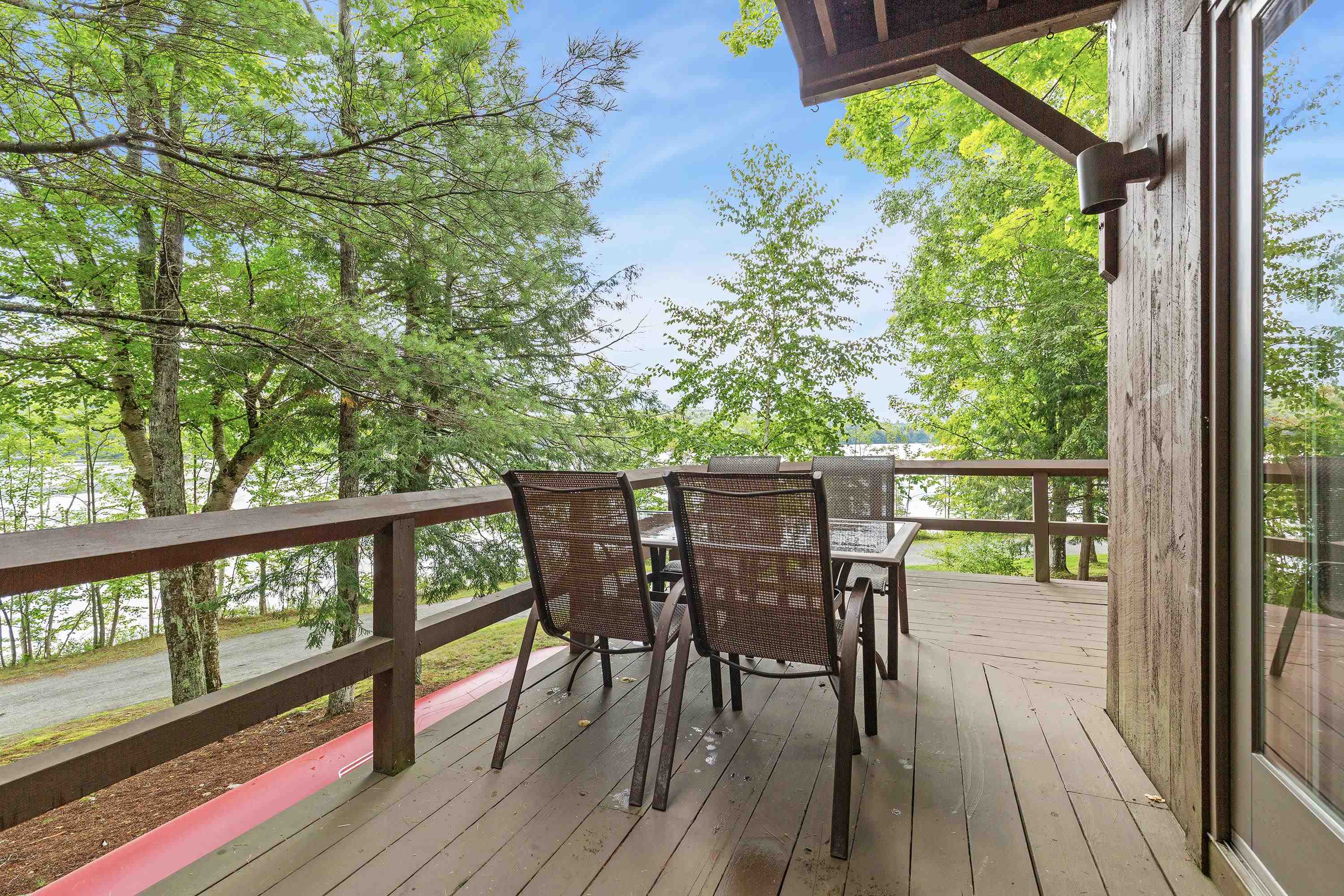 23 Bay Tree Lane Property Photo 16