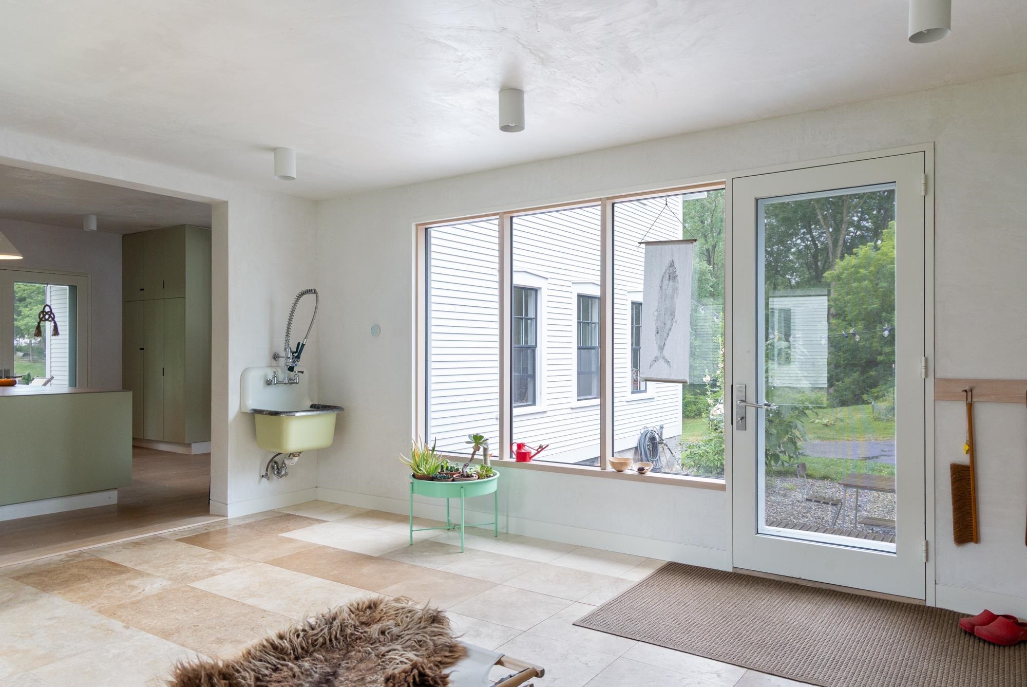 104 South Water Street Property Photo 12